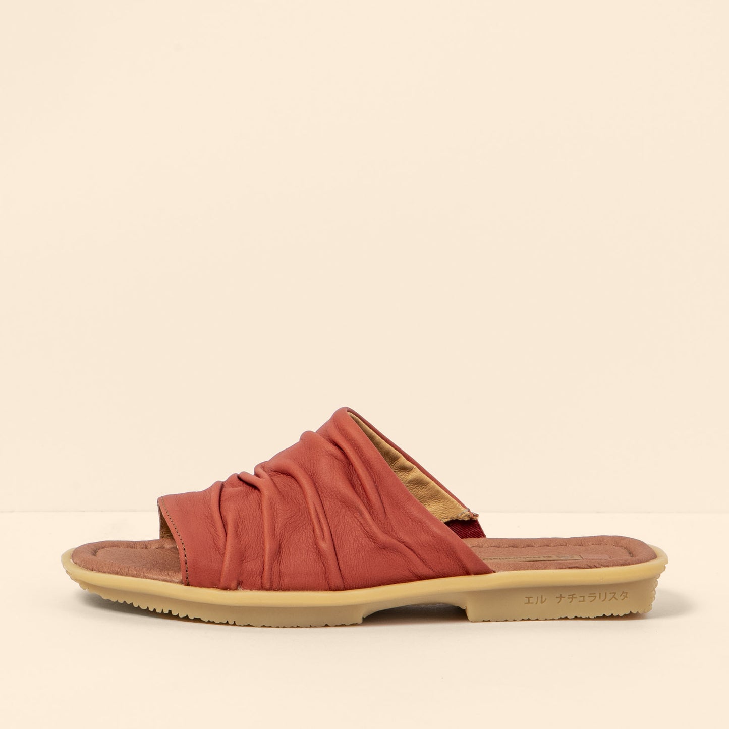 gid://shopify/Product/15700144161100_4