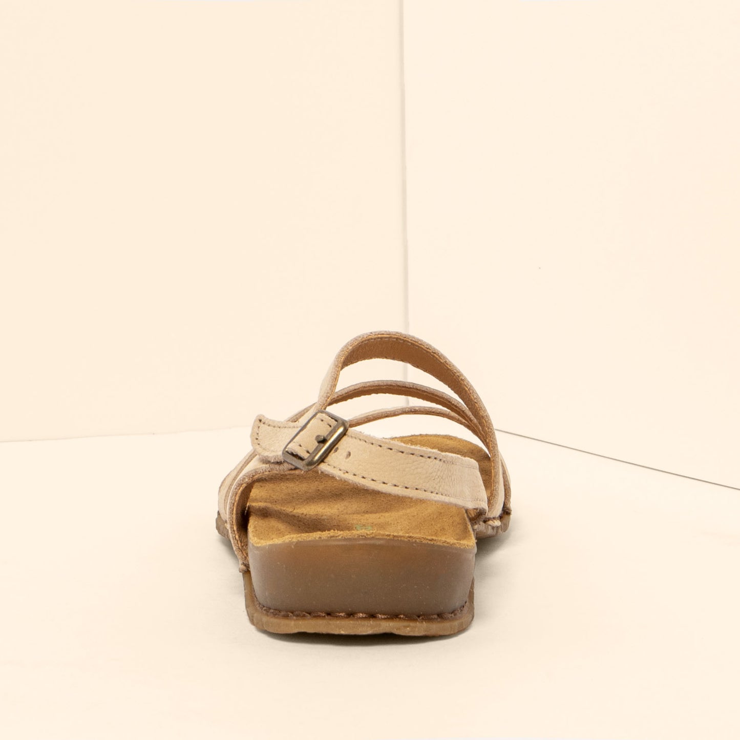 gid://shopify/Product/15700523549004_5