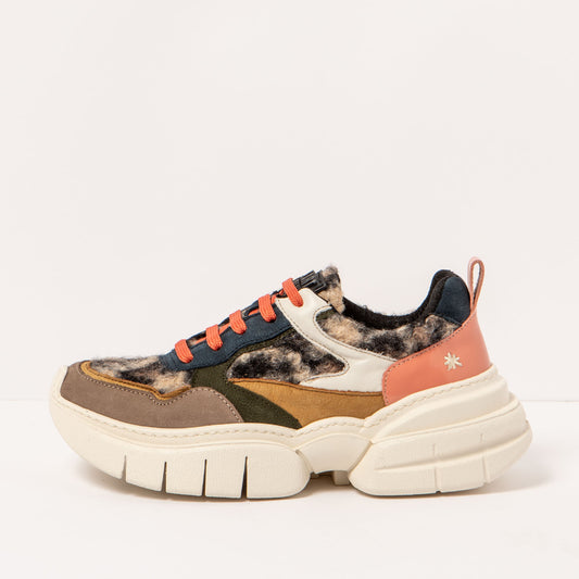 gid://shopify/Product/16172474663244_1