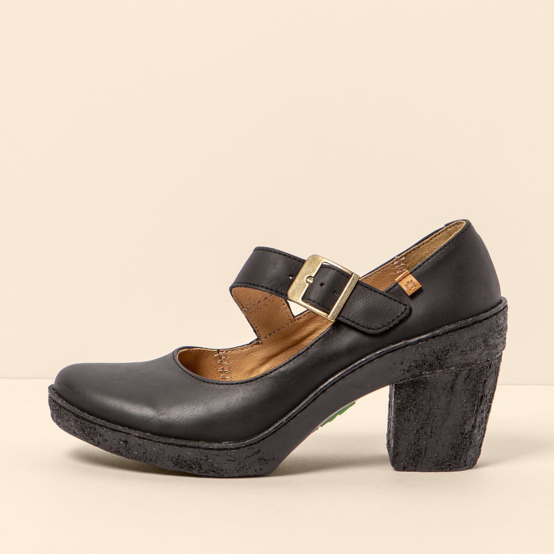 gid://shopify/Product/15699967410508_1