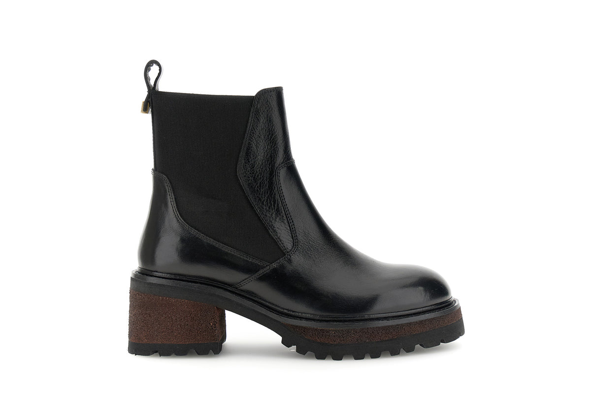 gid://shopify/Product/16122477019468_1