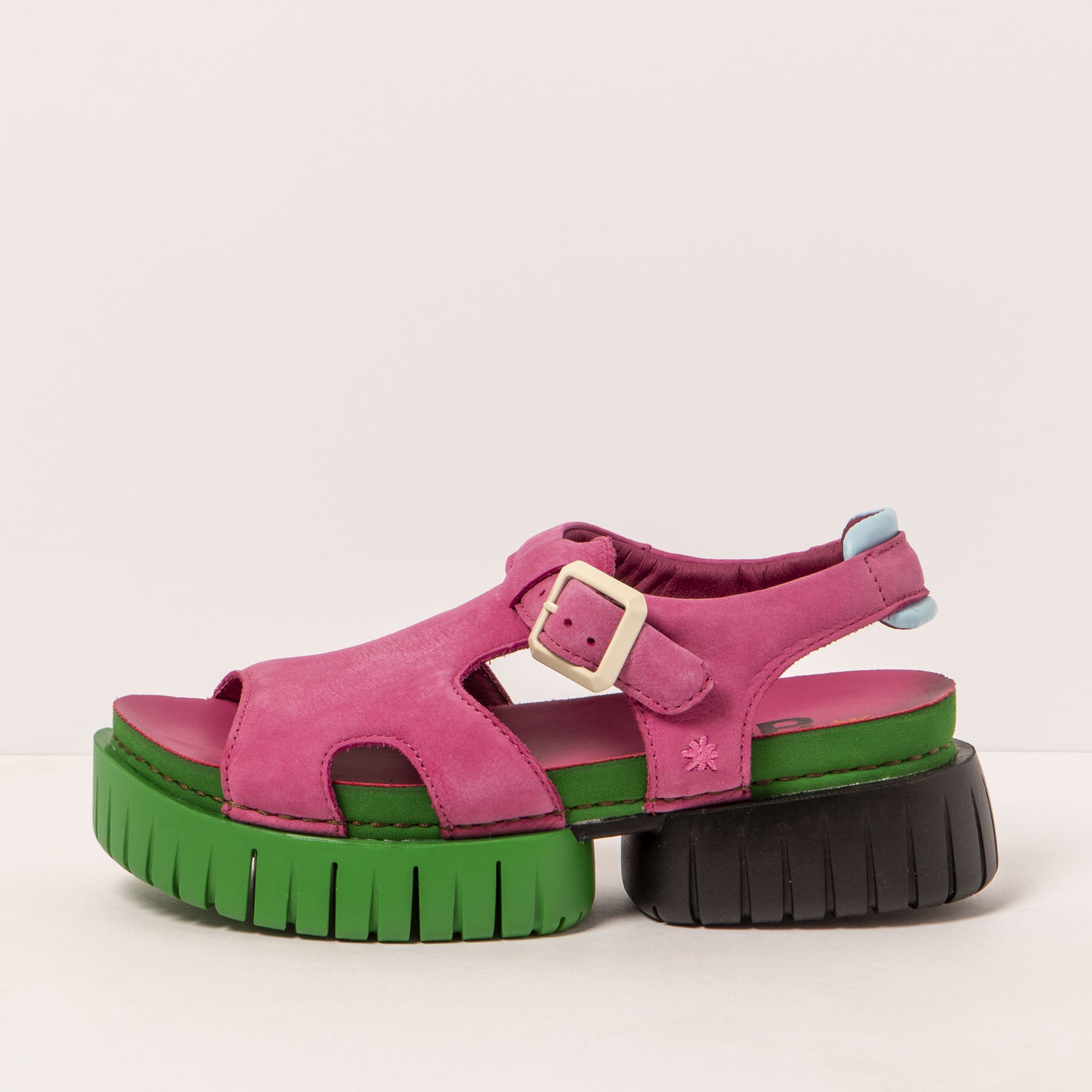 gid://shopify/Product/15693334151500_1