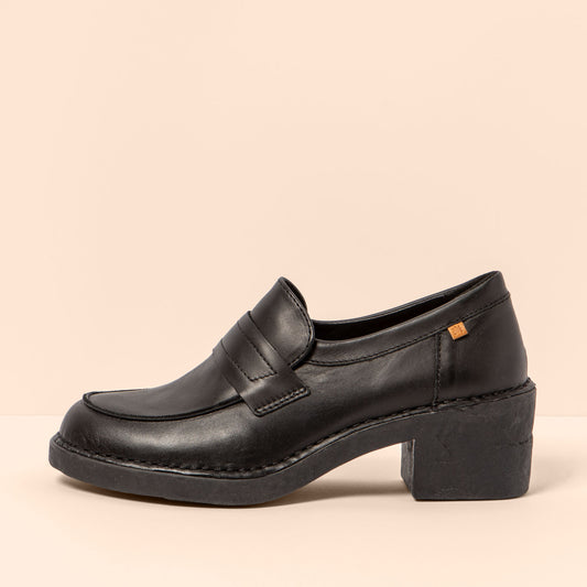 gid://shopify/Product/15700855390540_1