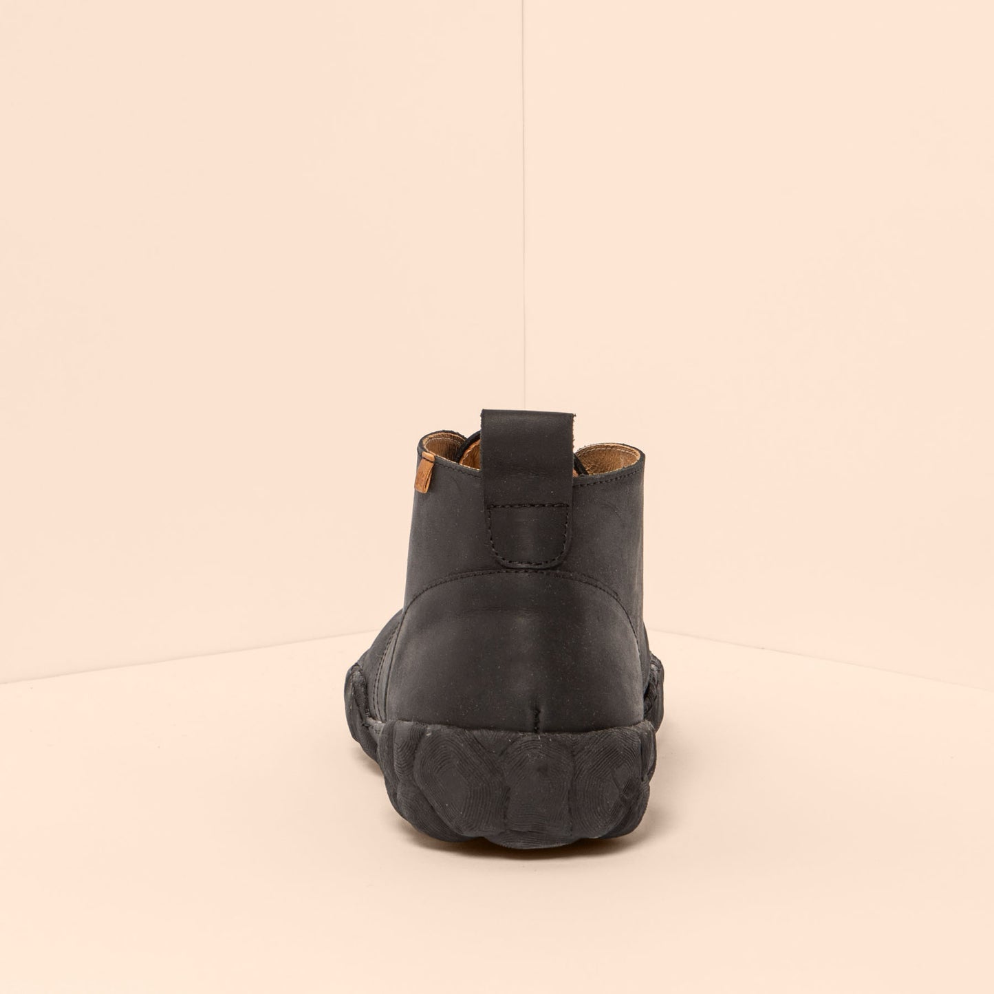 gid://shopify/Product/15700840415564_5