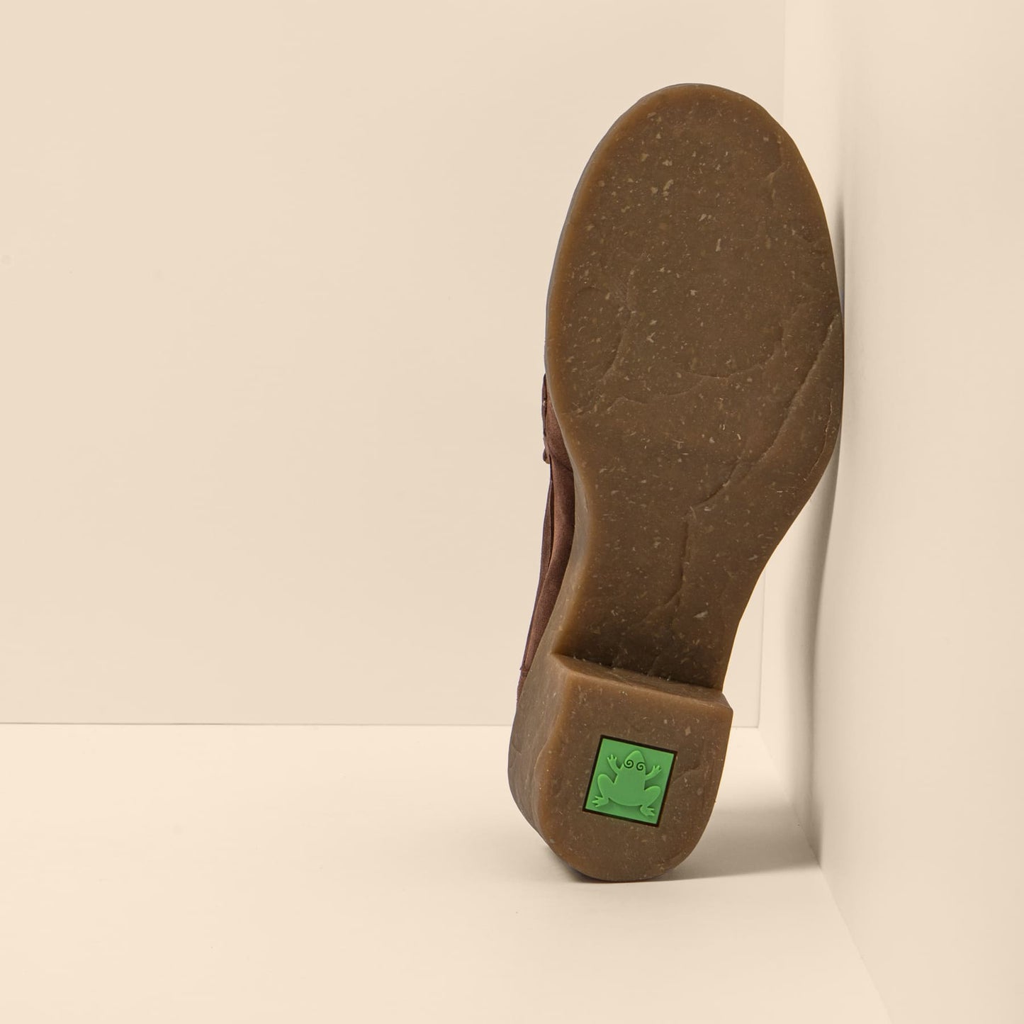 gid://shopify/Product/15700049789260_6