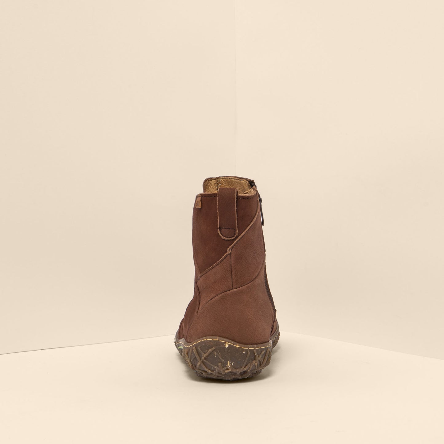 gid://shopify/Product/15699973570892_8