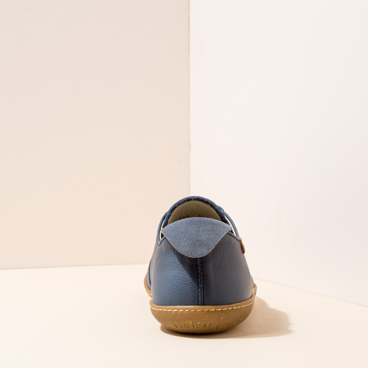 gid://shopify/Product/15700225458508_5