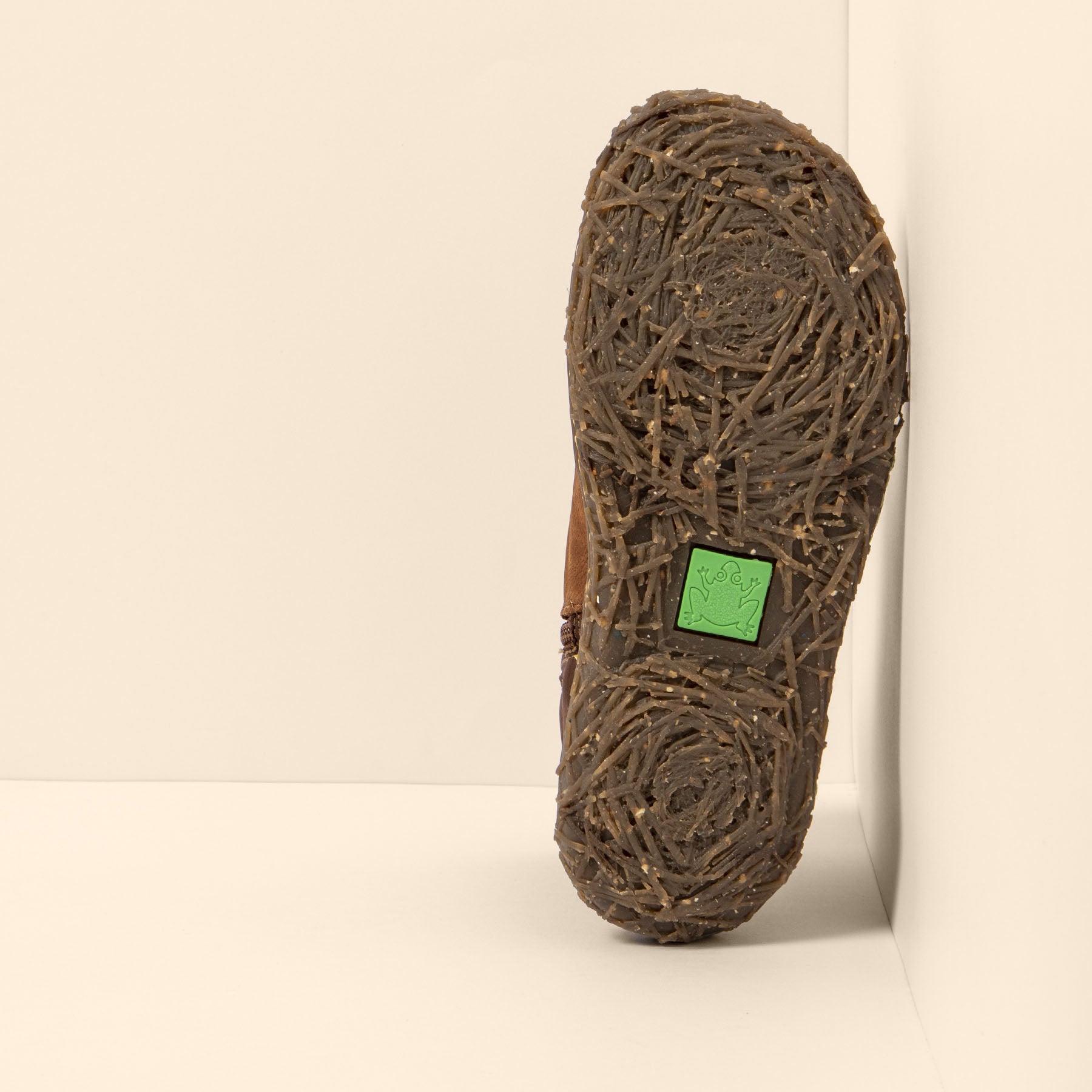 gid://shopify/Product/15699974586700_6