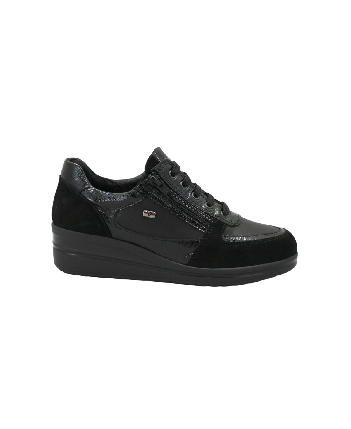 gid://shopify/Product/16091097596236_1