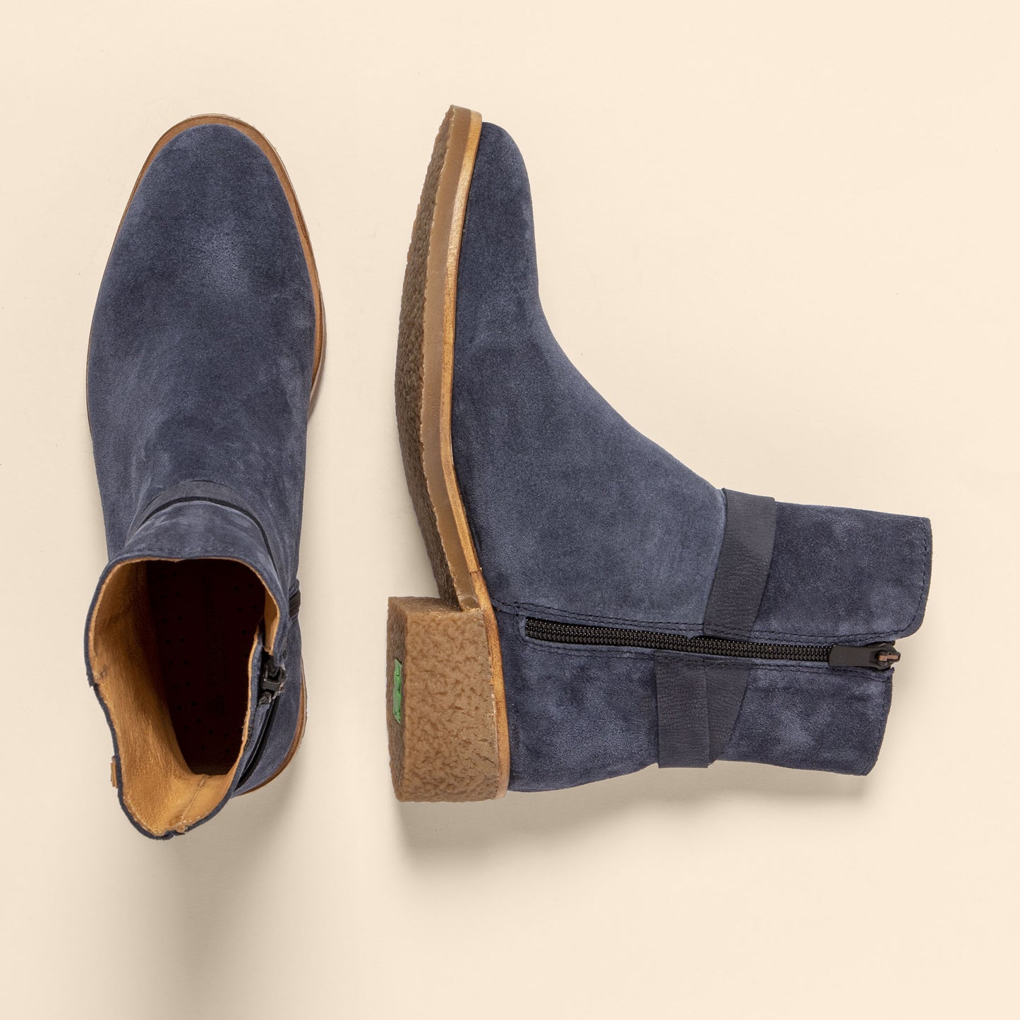 gid://shopify/Product/15700161397068_7