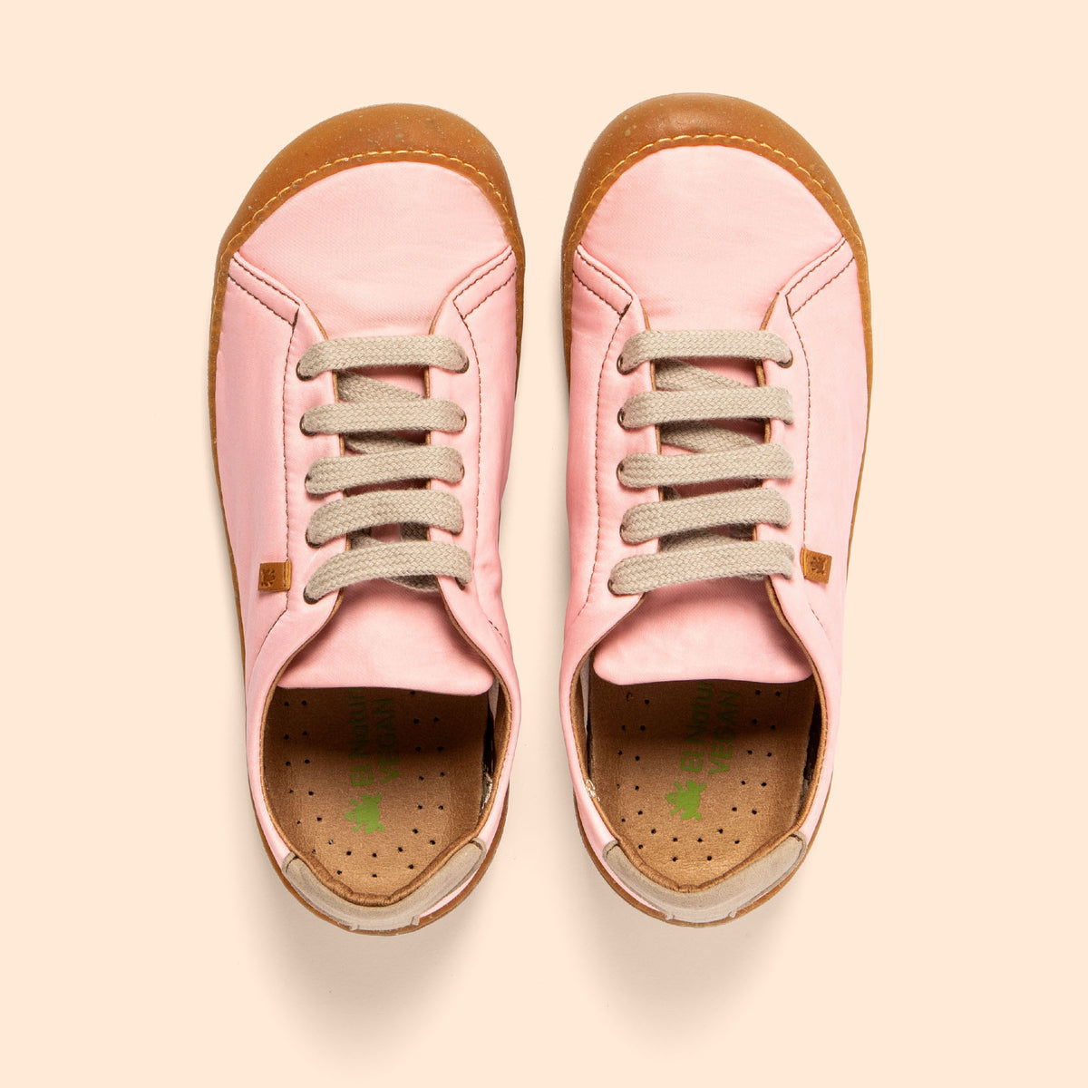 gid://shopify/Product/16124732703052_4