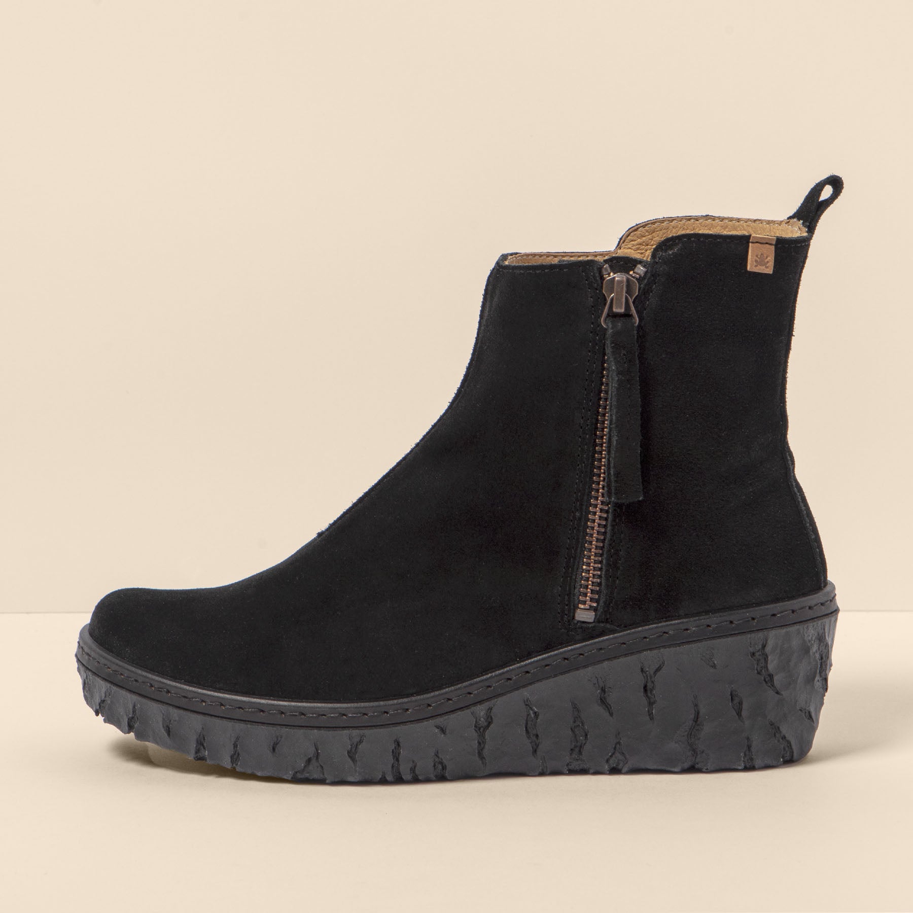 gid://shopify/Product/15699908297036_1