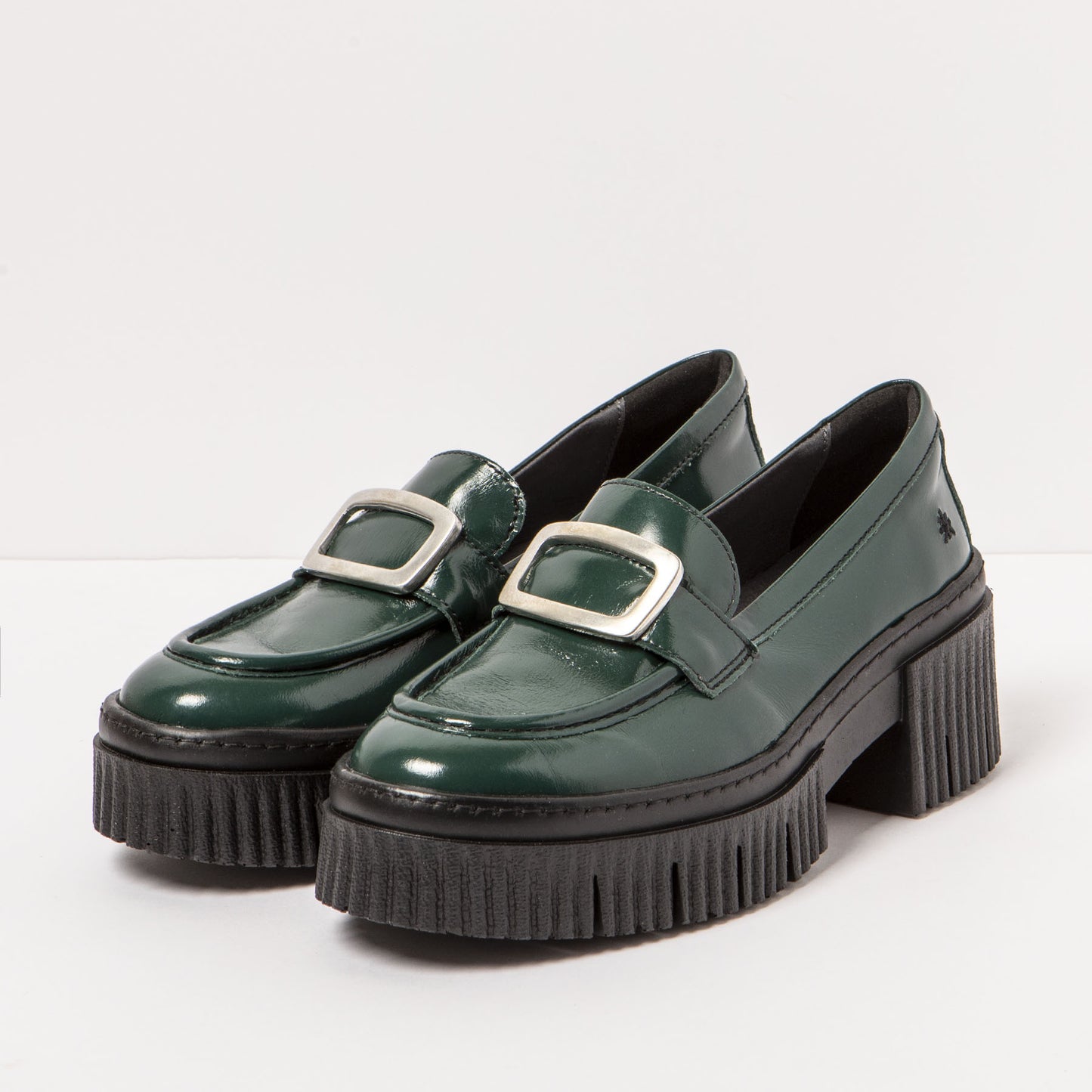 gid://shopify/Product/15785702392140_5