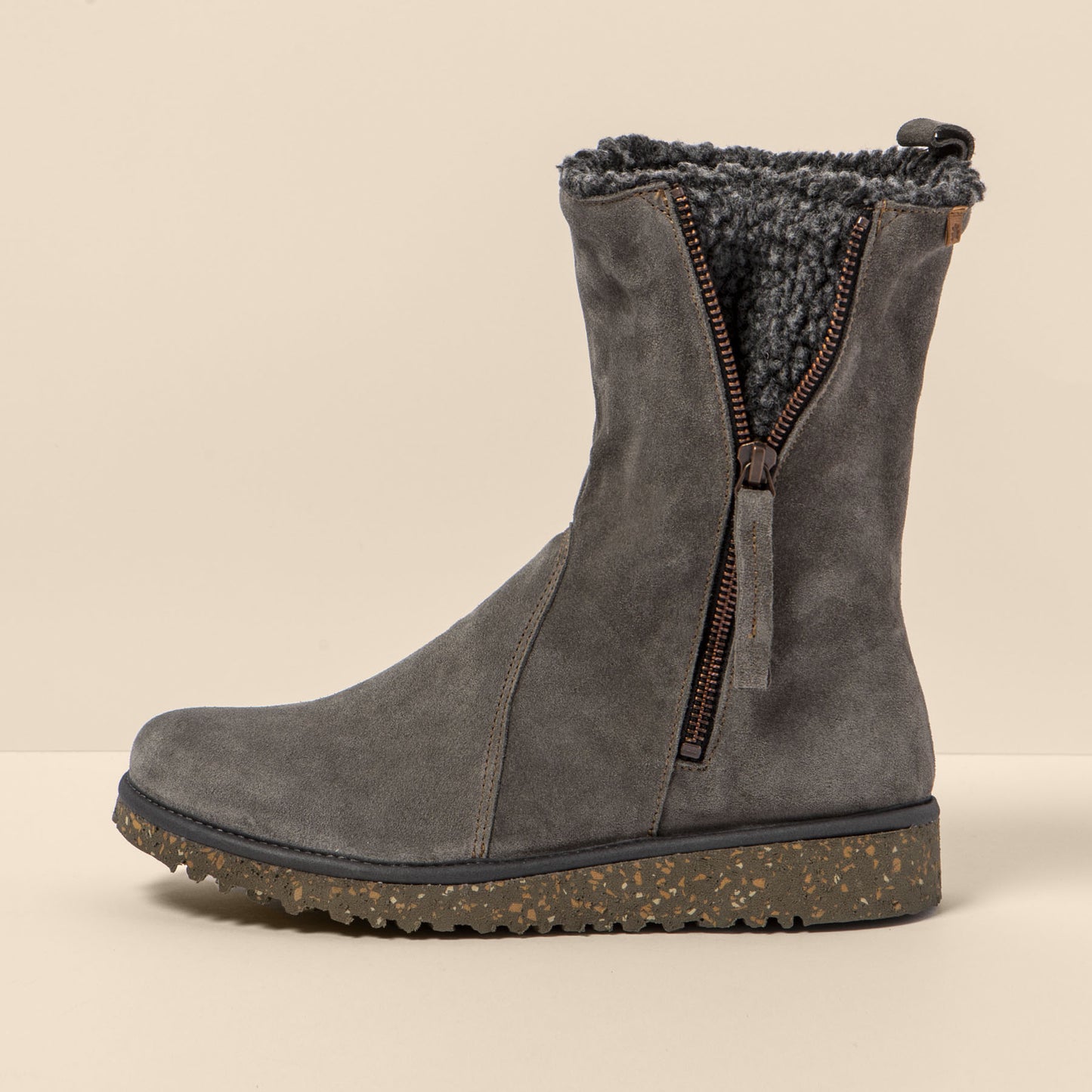 gid://shopify/Product/15700030030156_4