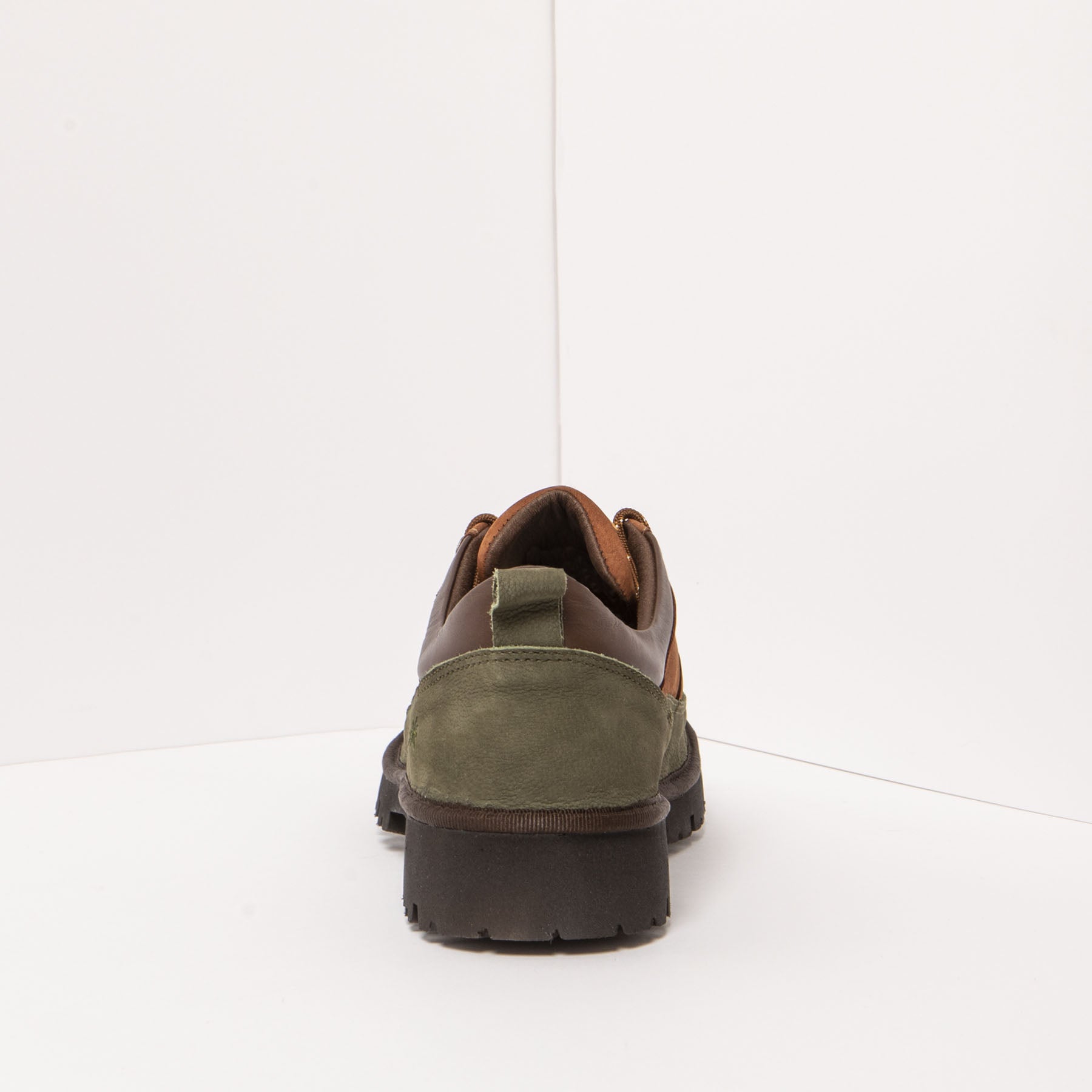 gid://shopify/Product/15785717170508_8