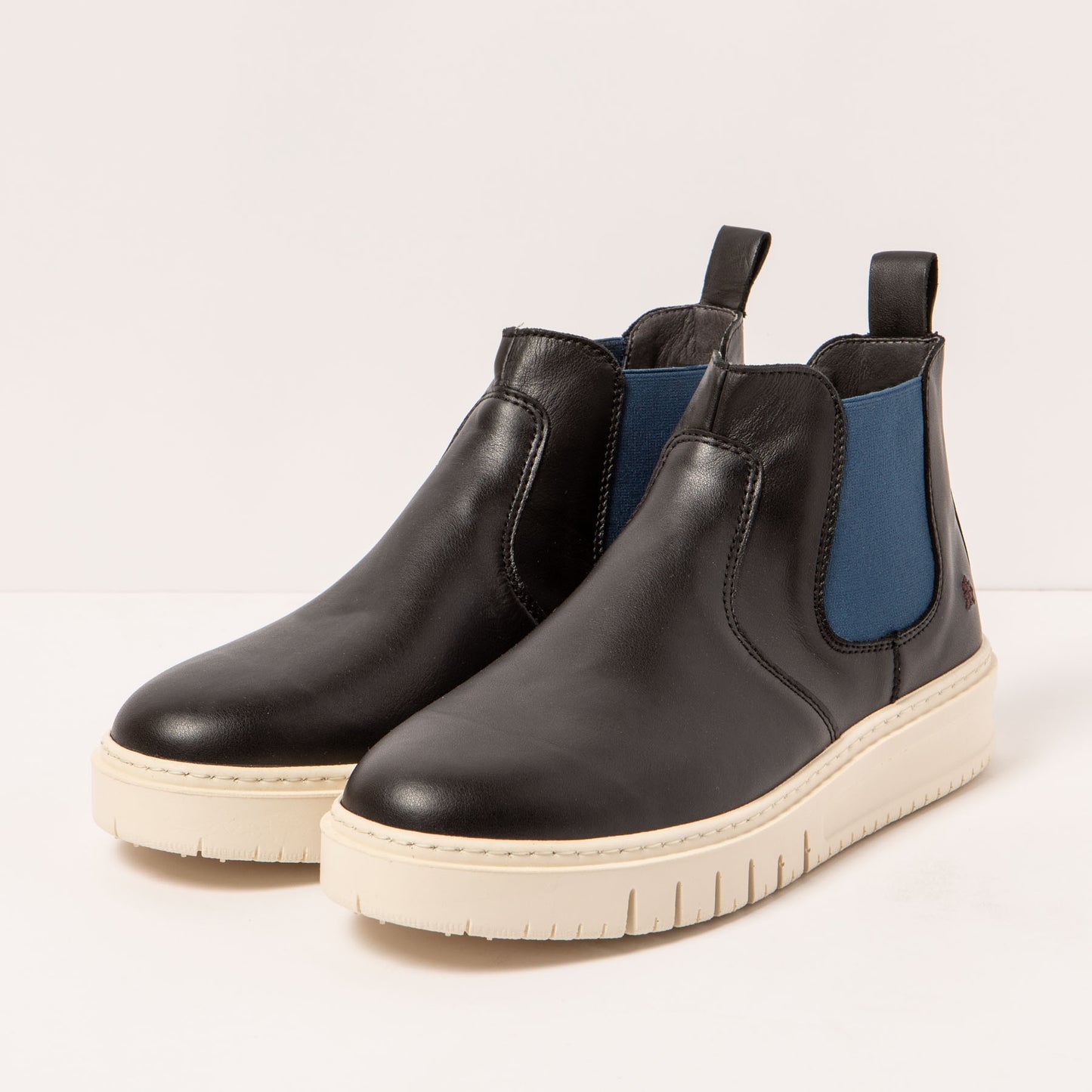 gid://shopify/Product/15694239760716_2