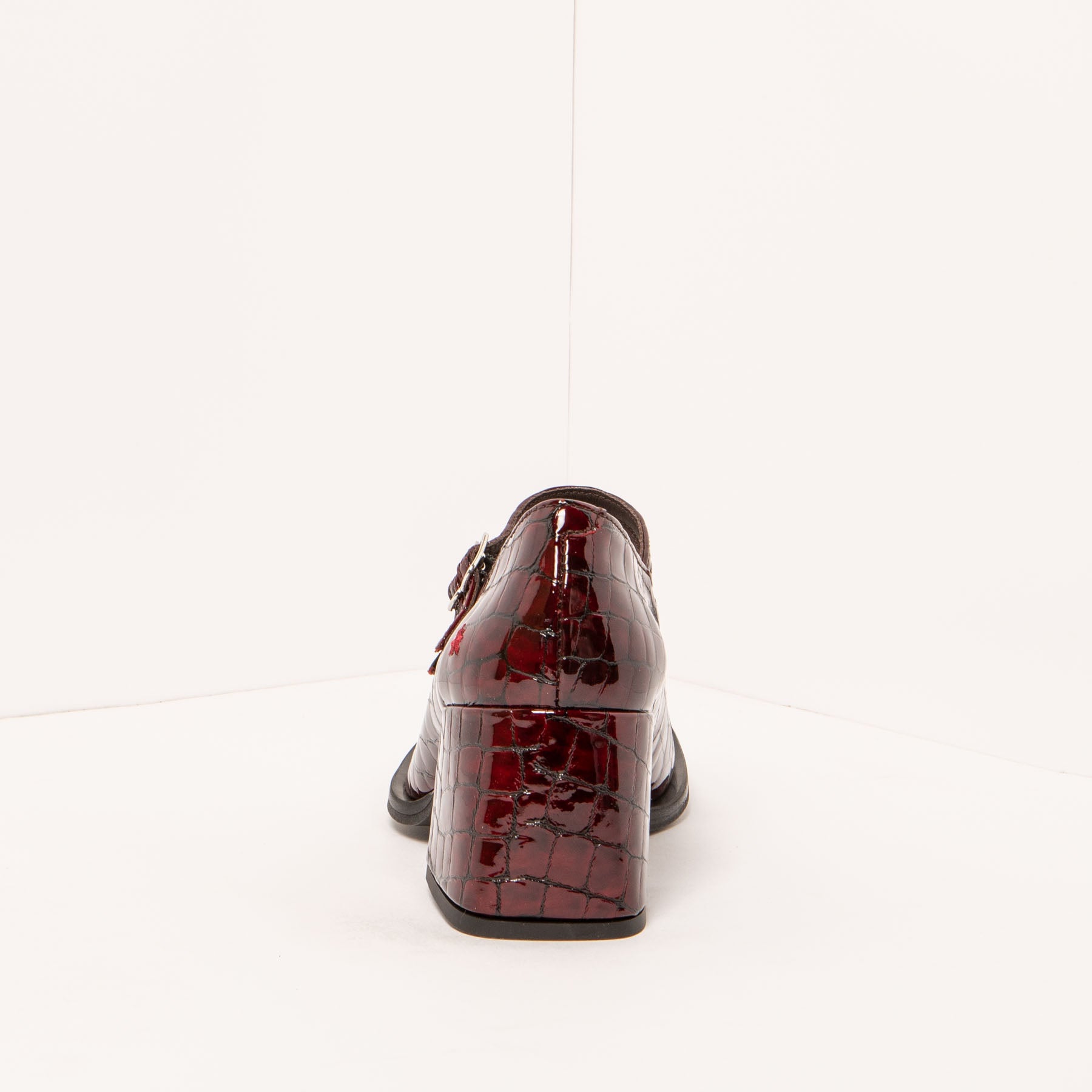 gid://shopify/Product/15694165246284_5