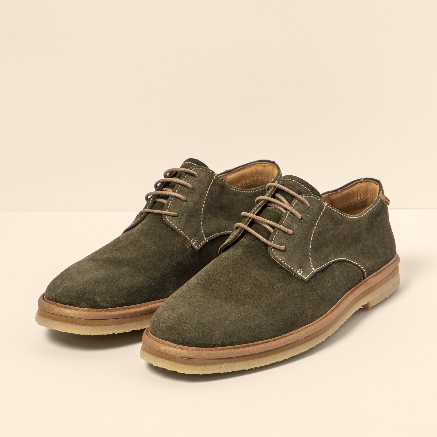 gid://shopify/Product/15700175749452_5