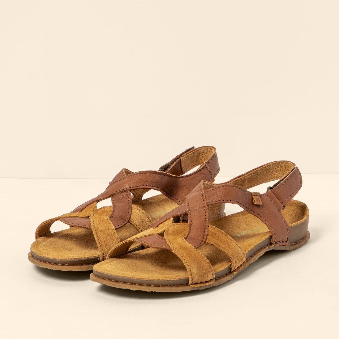 gid://shopify/Product/15791879160140_2