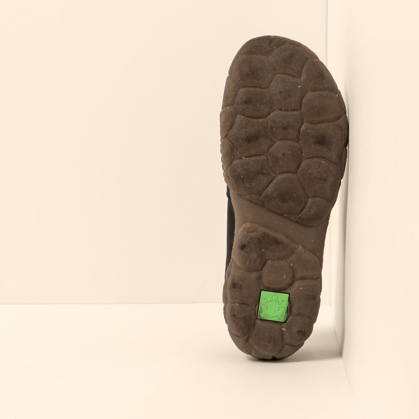gid://shopify/Product/15700014825804_3