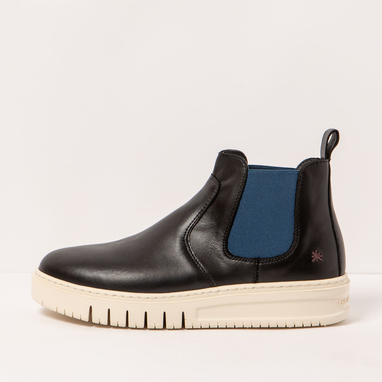 gid://shopify/Product/15694239760716_1
