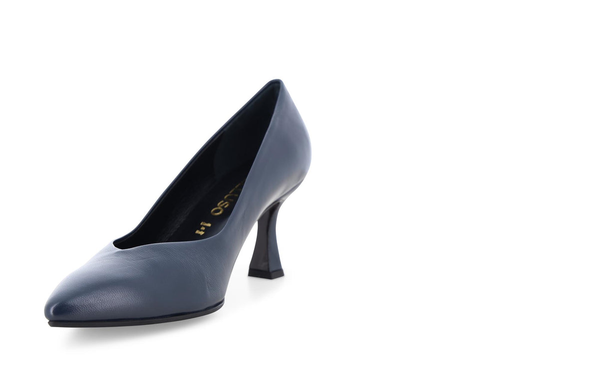 gid://shopify/Product/16118093447500_3