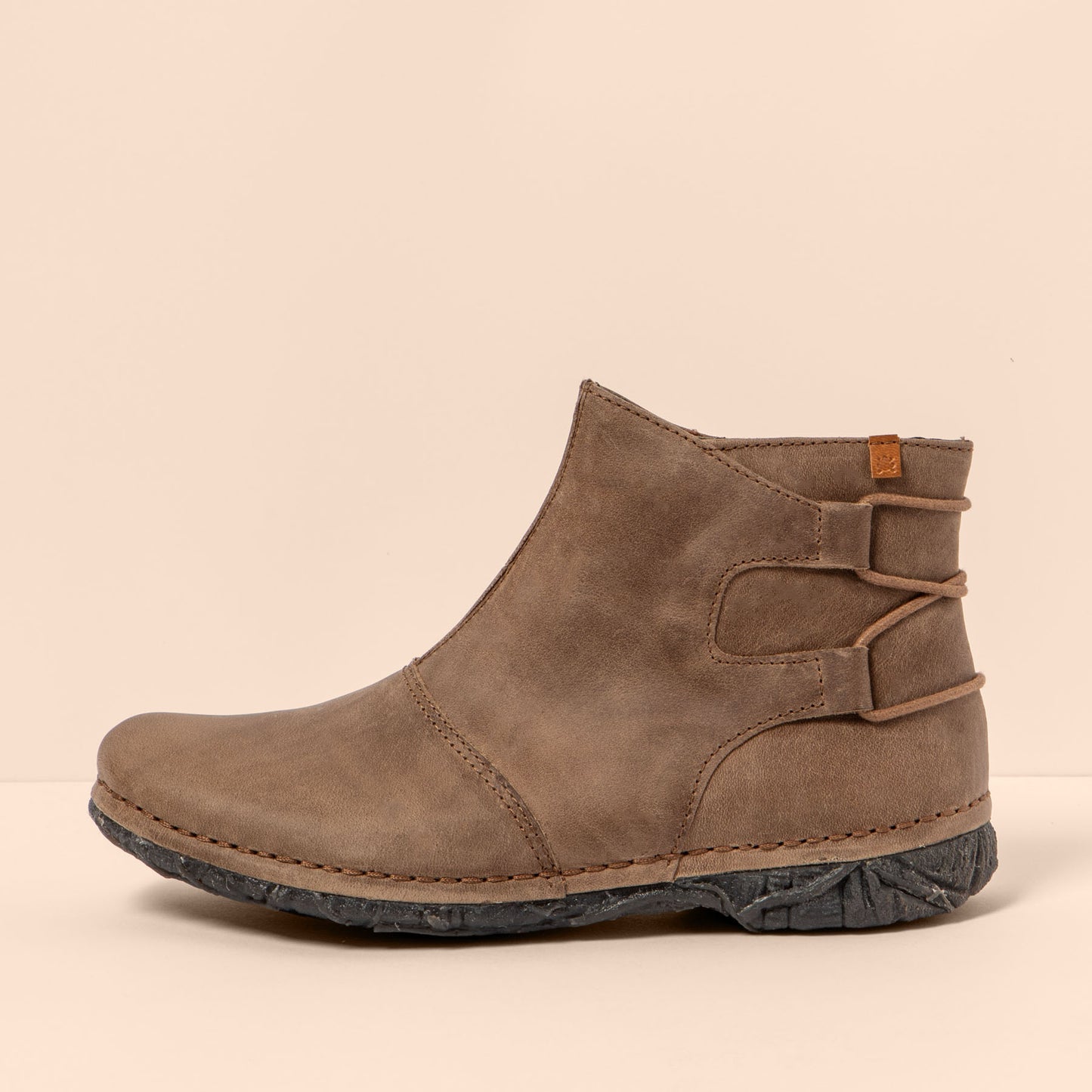 gid://shopify/Product/15700906639692_1