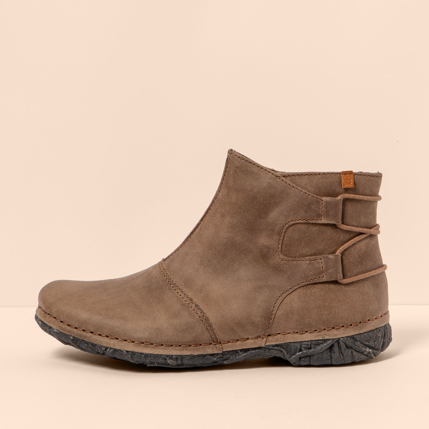 gid://shopify/Product/15700906639692_1