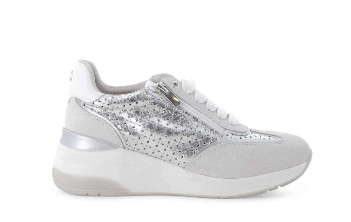 gid://shopify/Product/15761218306380_1