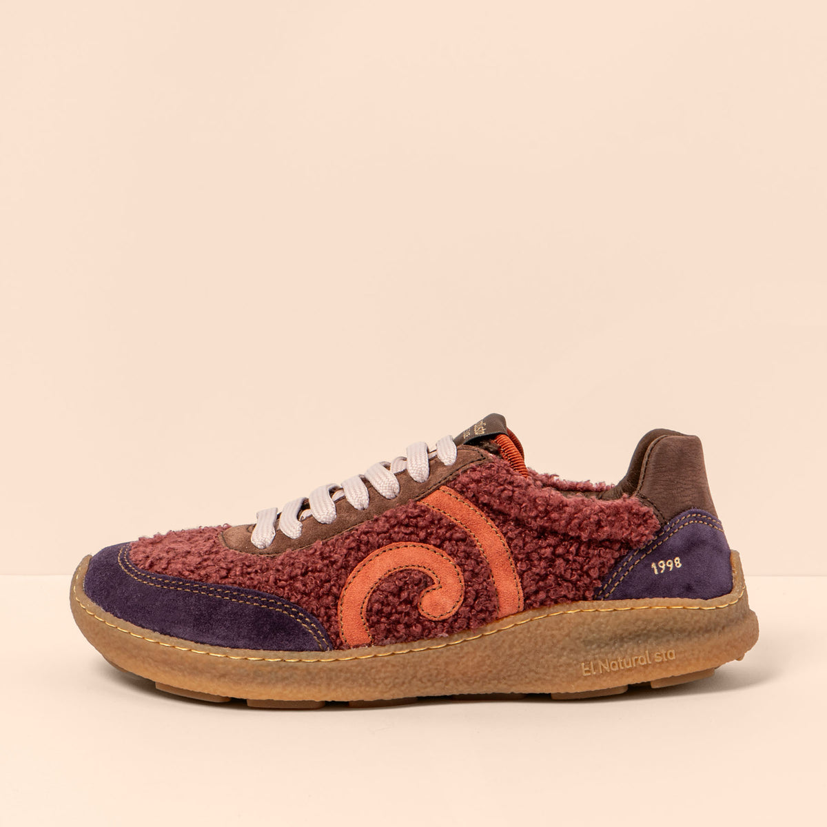 gid://shopify/Product/16124448702796_1