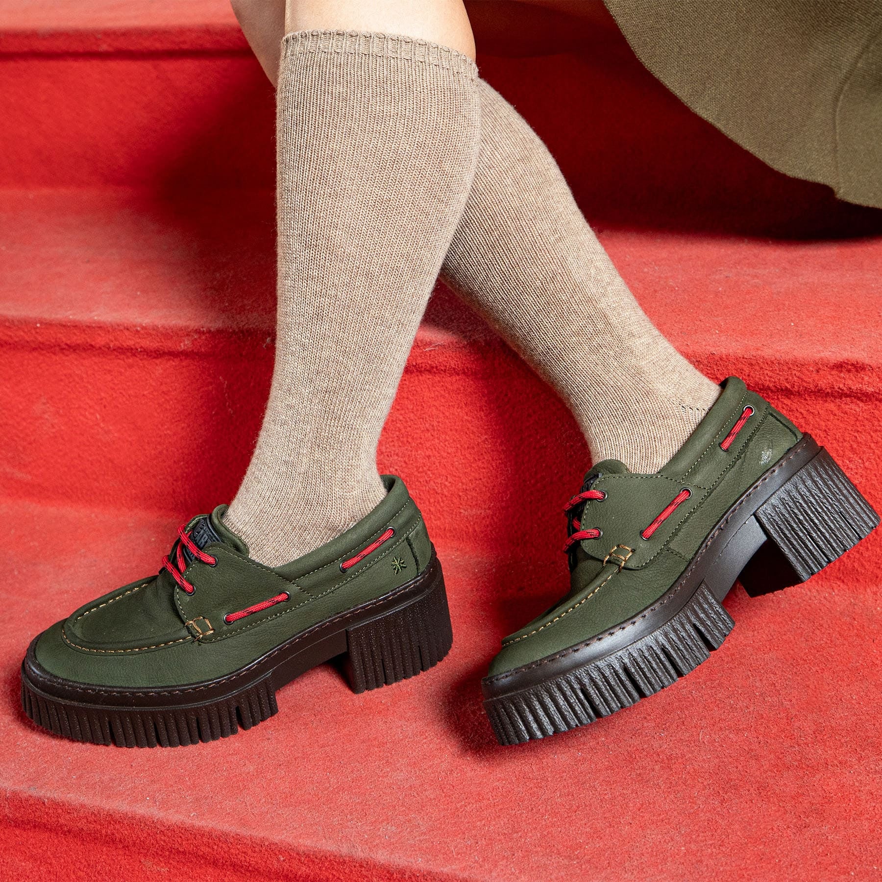 gid://shopify/Product/15693939835212_6