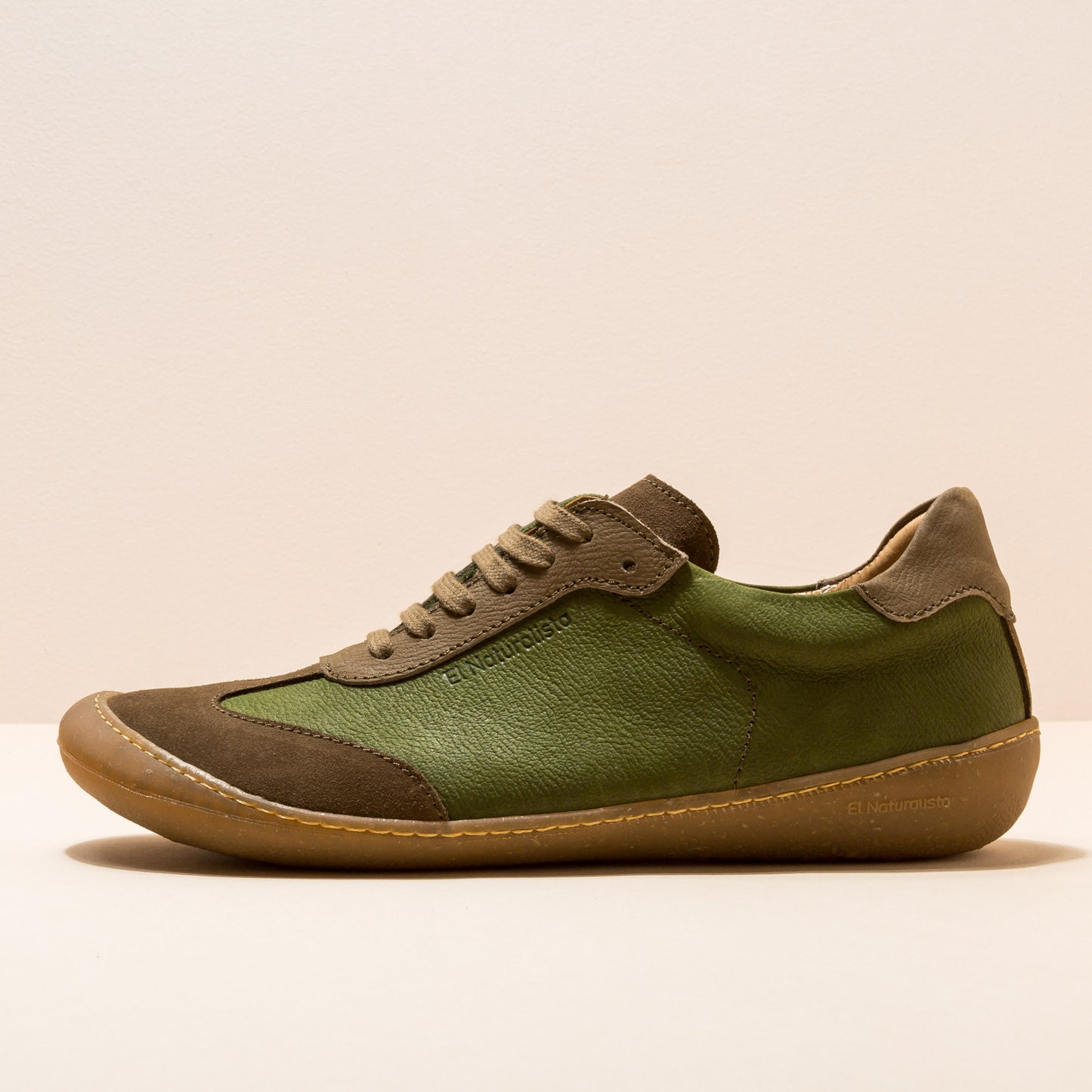gid://shopify/Product/15700055720268_4