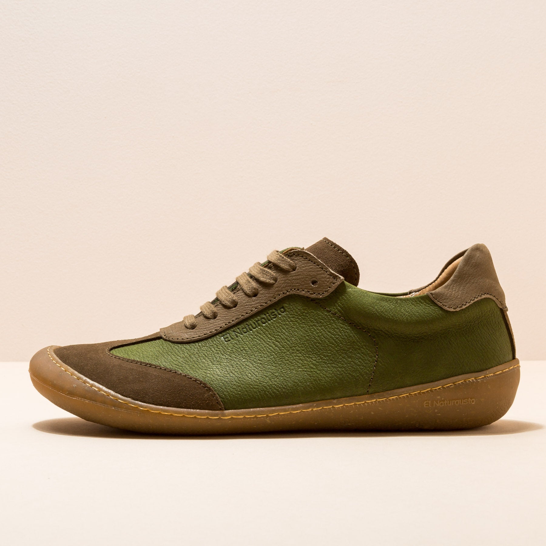 gid://shopify/Product/15700055720268_4
