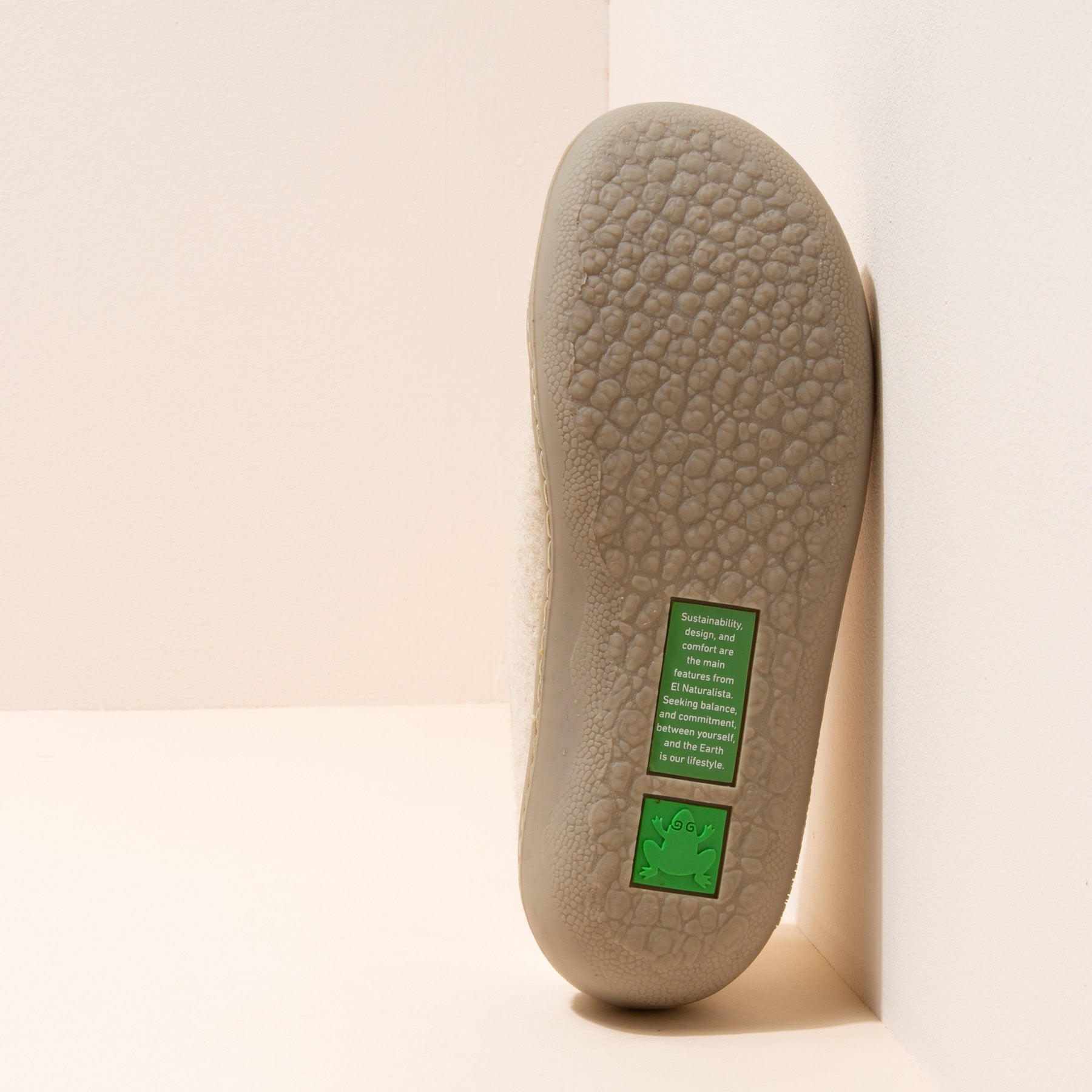 gid://shopify/Product/15700284866892_6