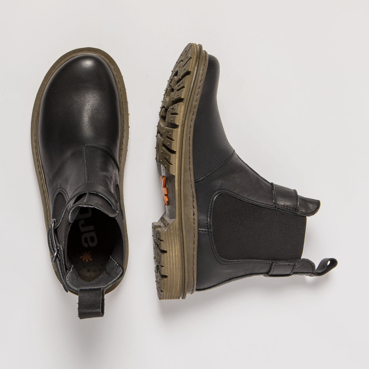 gid://shopify/Product/16171561419084_7