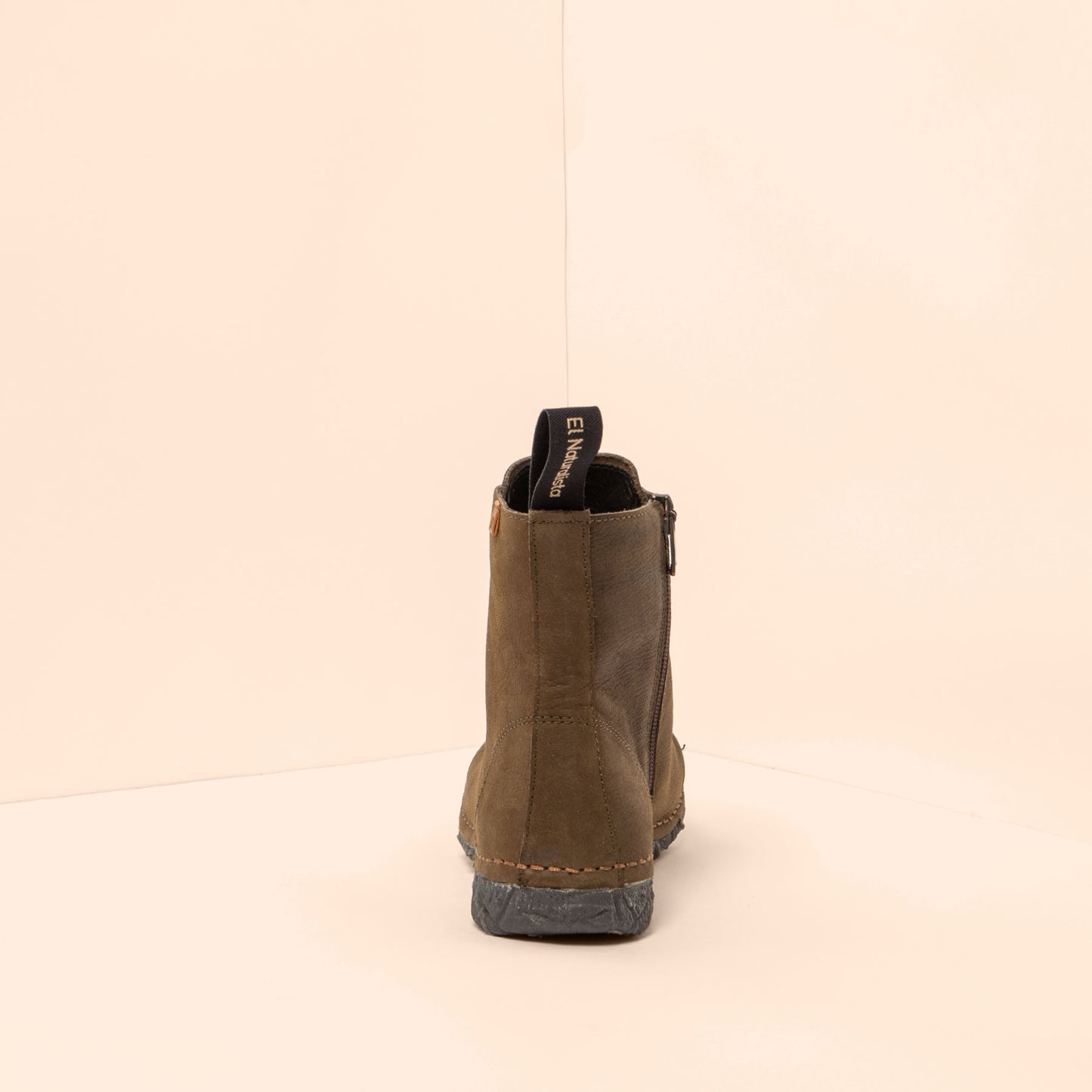 gid://shopify/Product/15700901658956_5