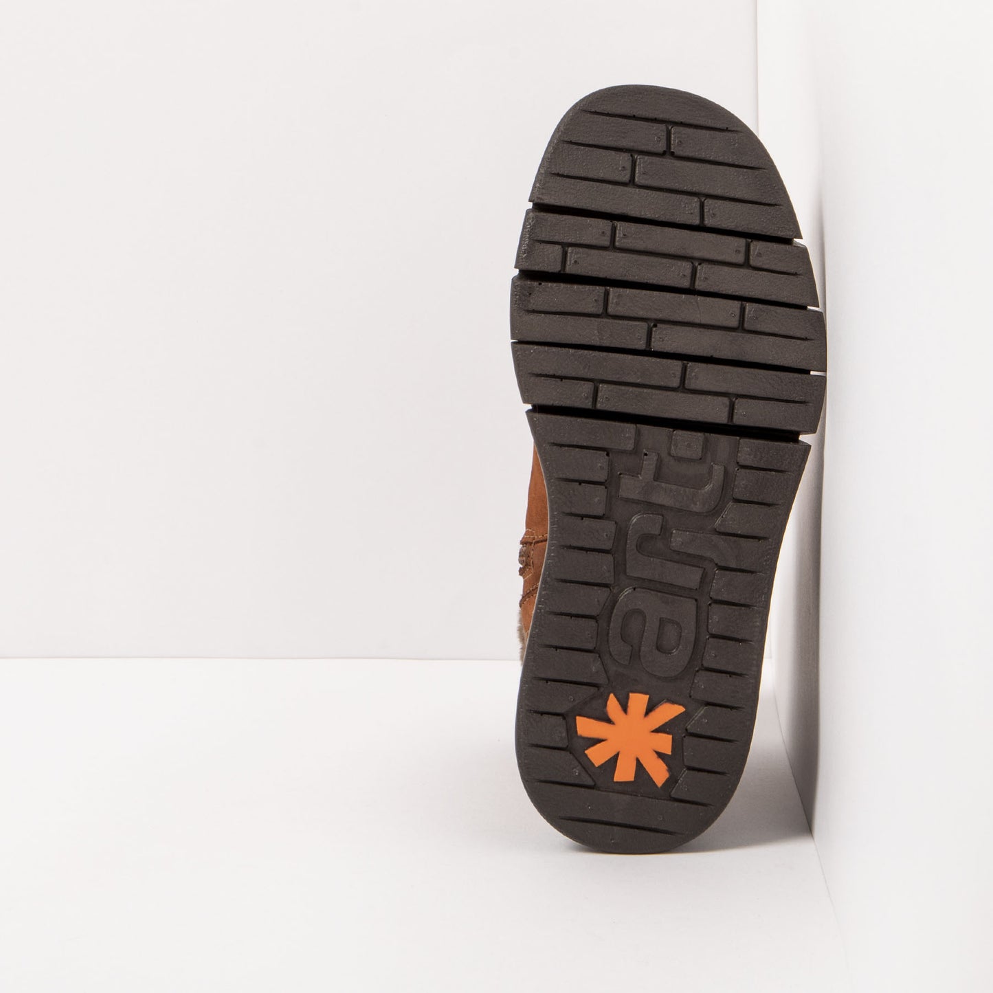 gid://shopify/Product/15785700327756_6