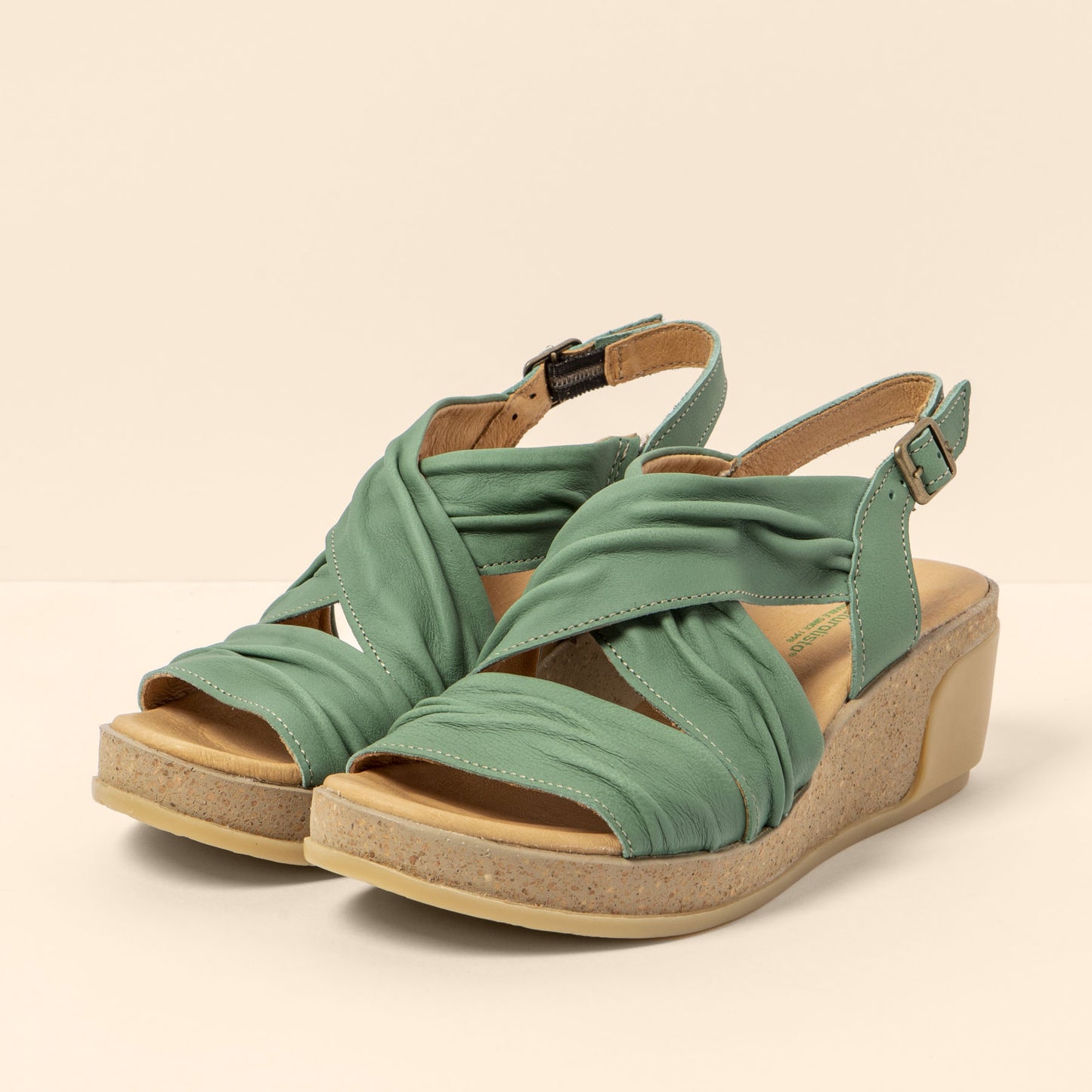 gid://shopify/Product/15699893748044_5