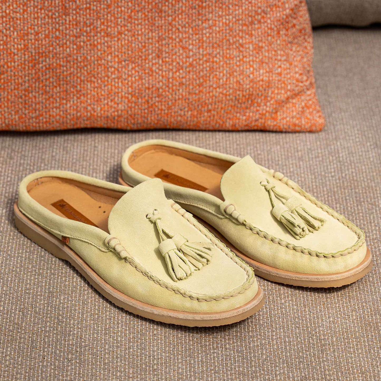 gid://shopify/Product/15700192526668_7