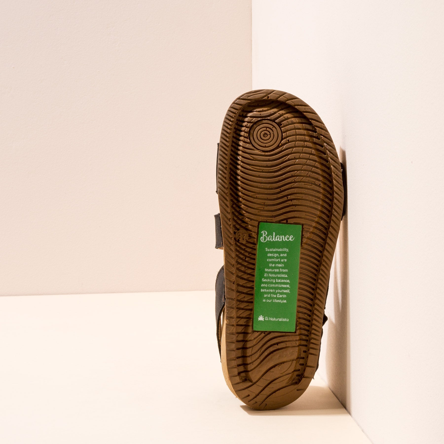 gid://shopify/Product/15700060406092_3