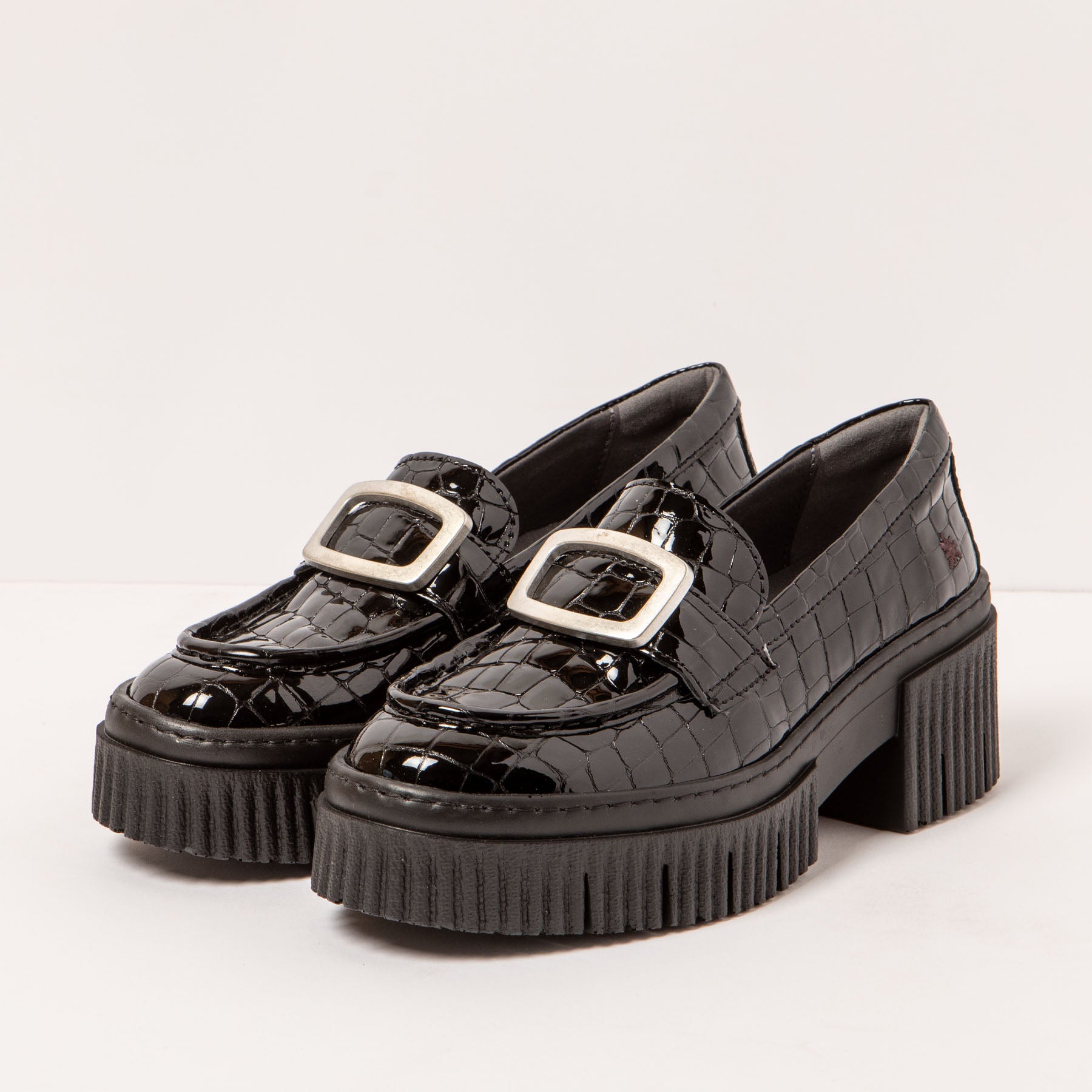 gid://shopify/Product/15693870498124_2