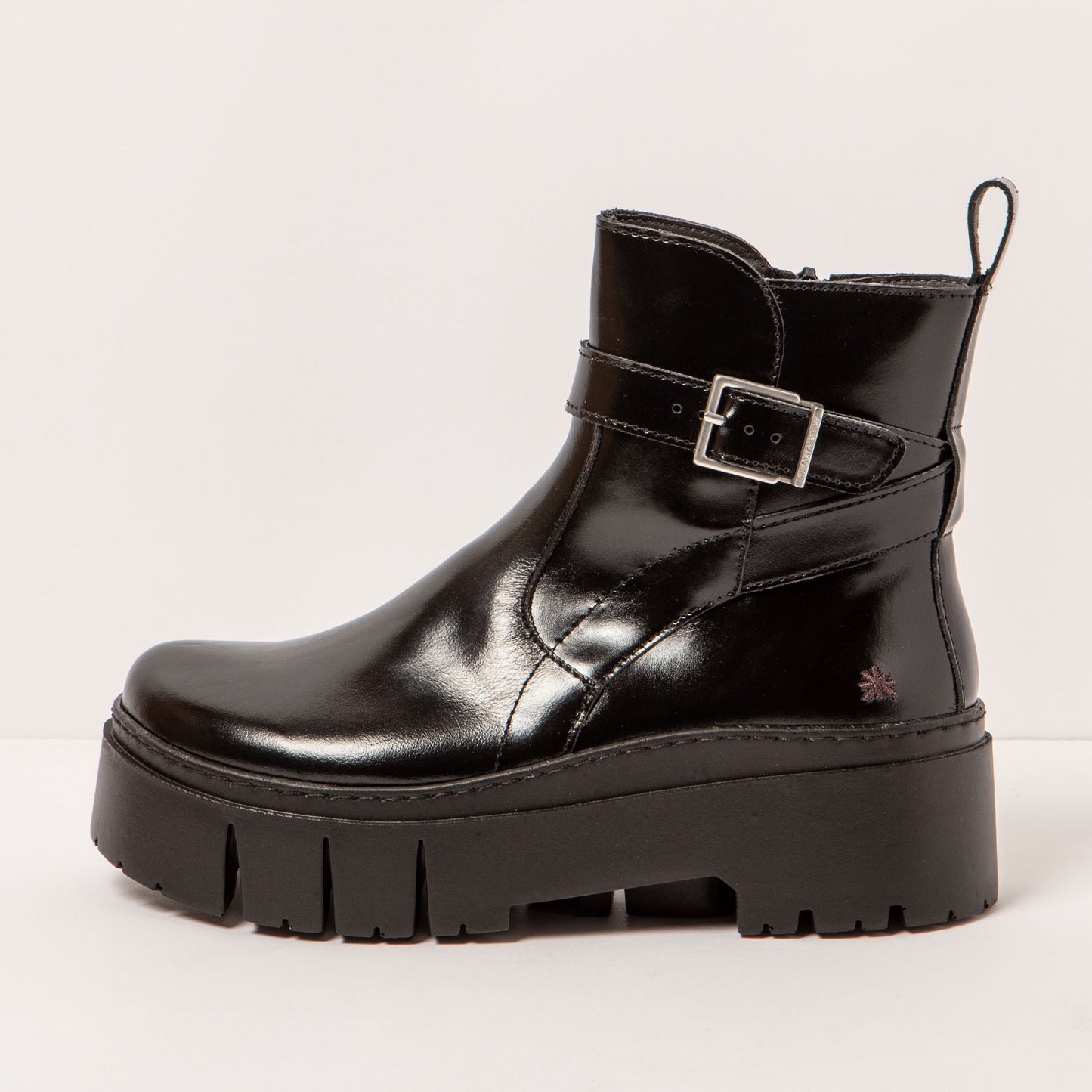 gid://shopify/Product/15694244806988_1