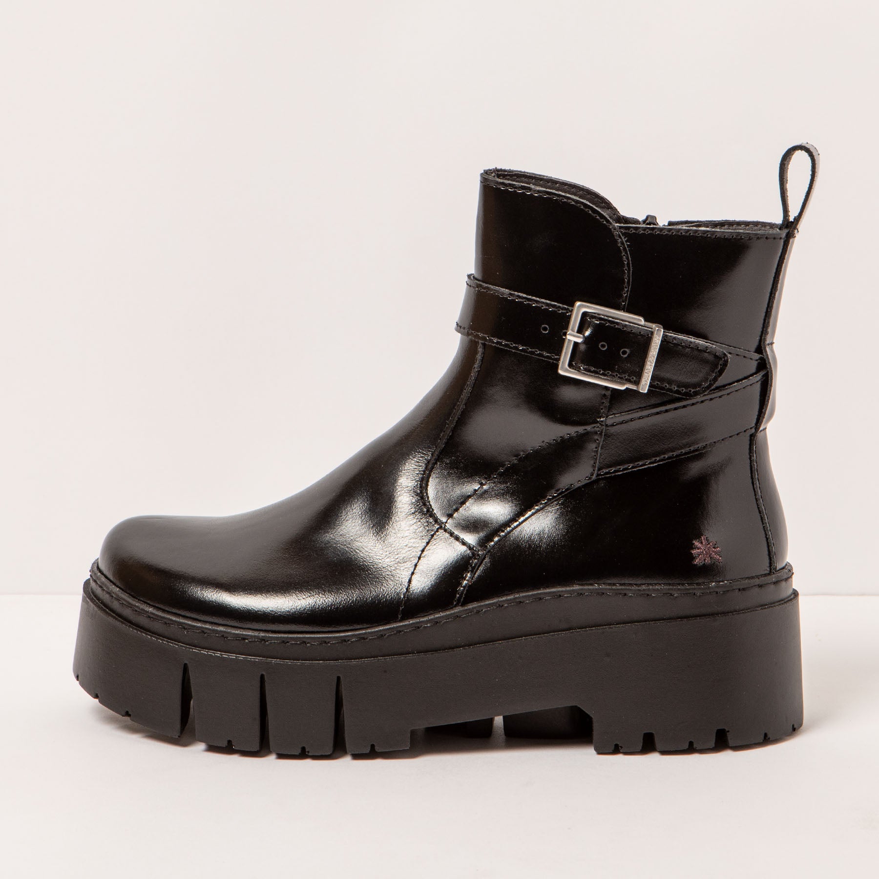 gid://shopify/Product/15694244806988_1