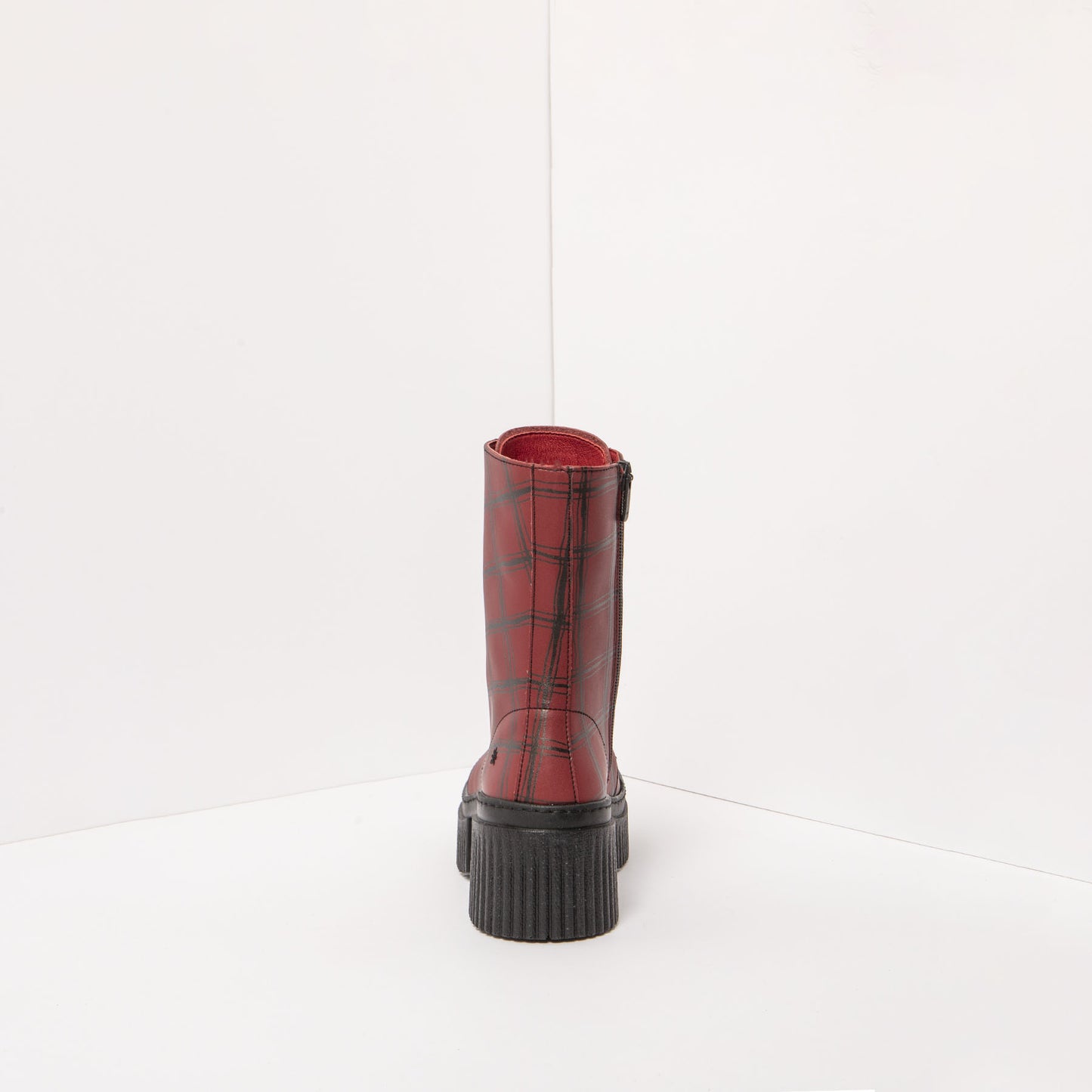 gid://shopify/Product/15785709306188_8