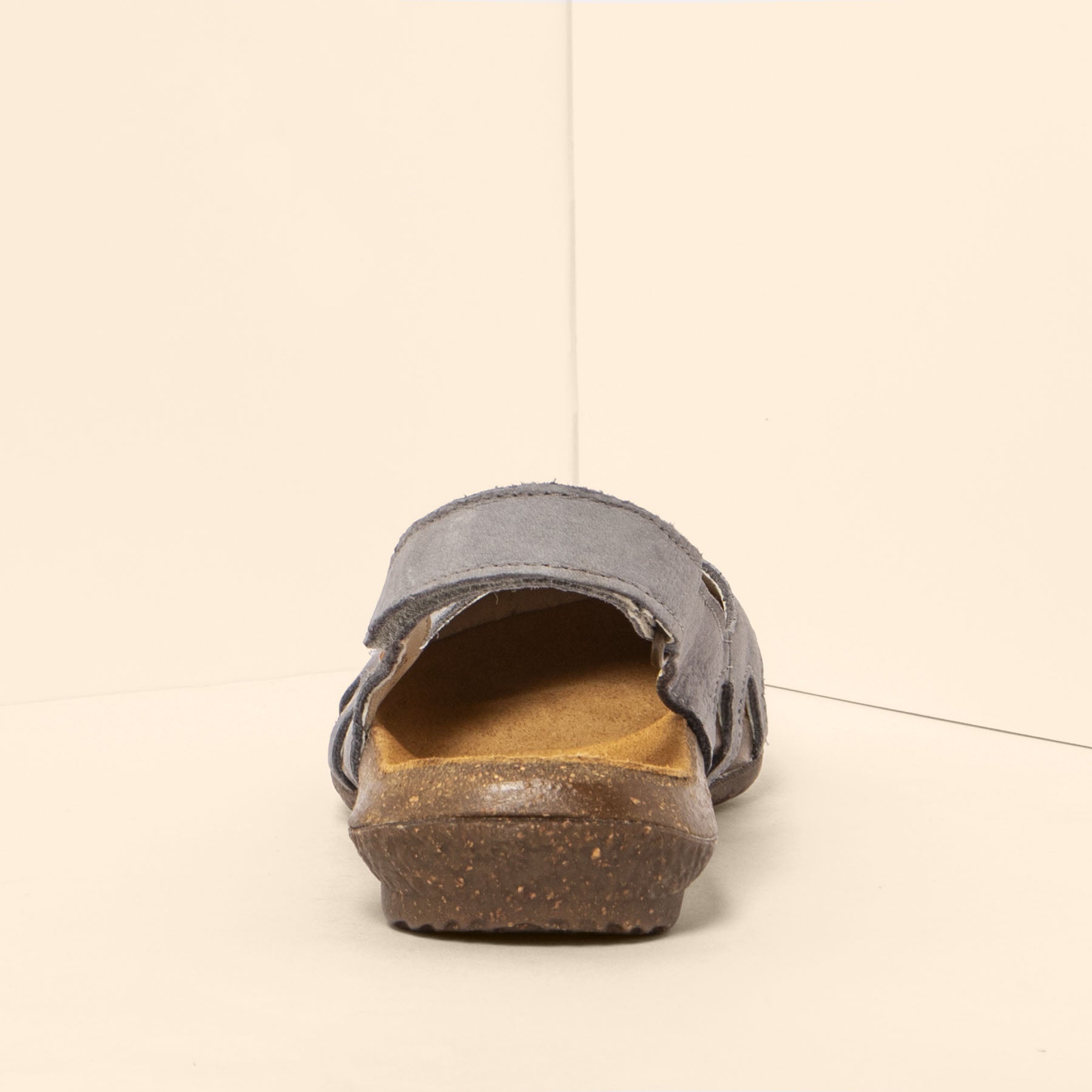 gid://shopify/Product/15700691845452_5