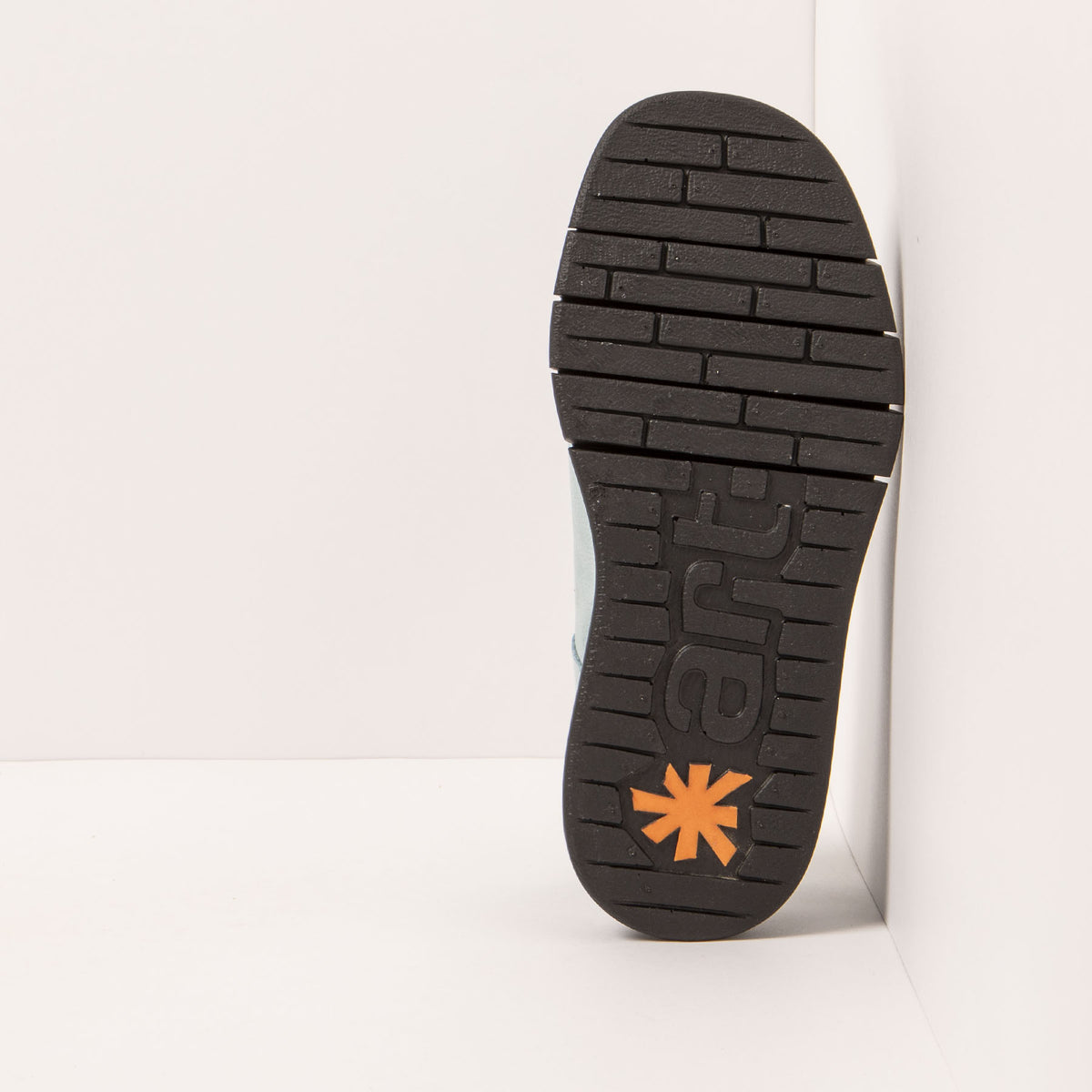 gid://shopify/Product/16172068274508_3
