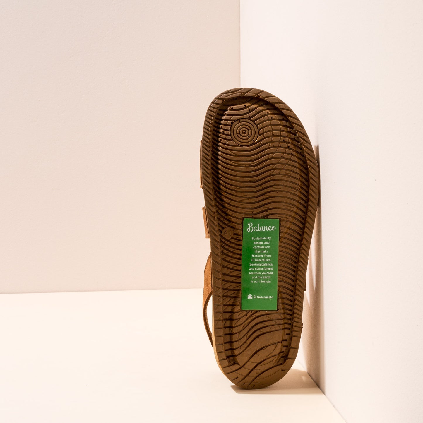 gid://shopify/Product/15700061978956_3