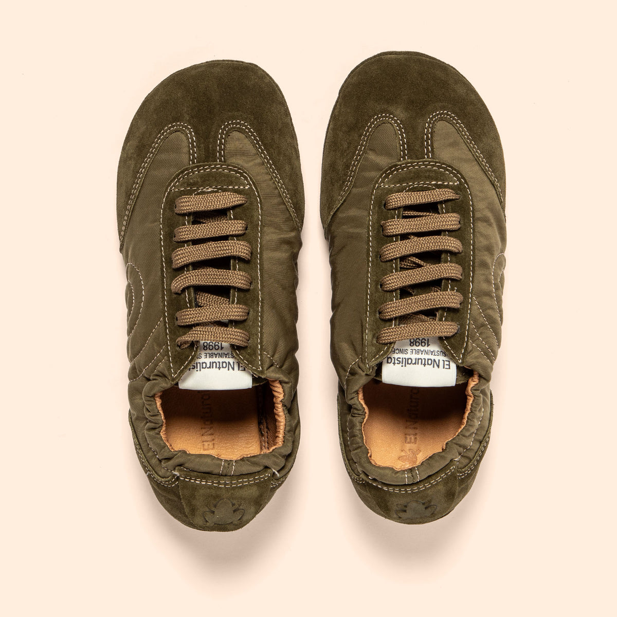 gid://shopify/Product/16124788670796_4
