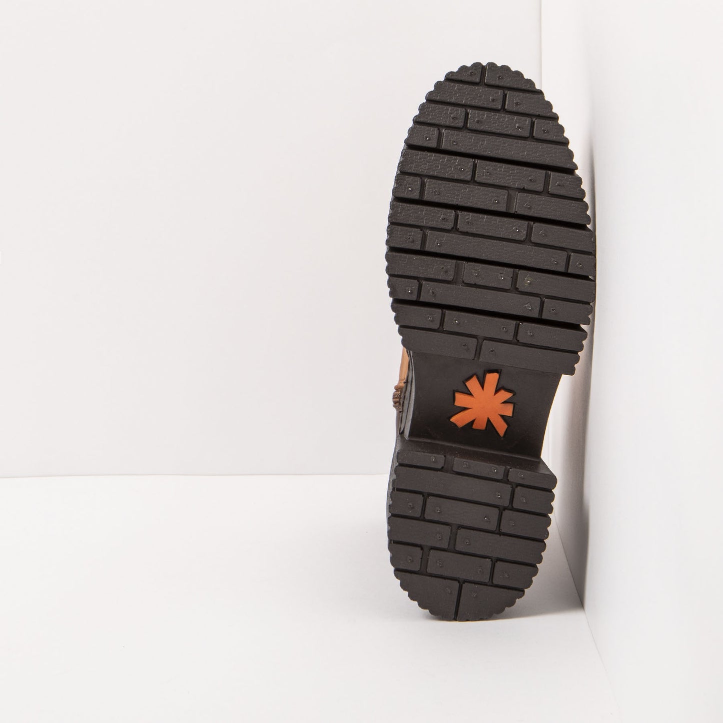 gid://shopify/Product/15785706619212_6