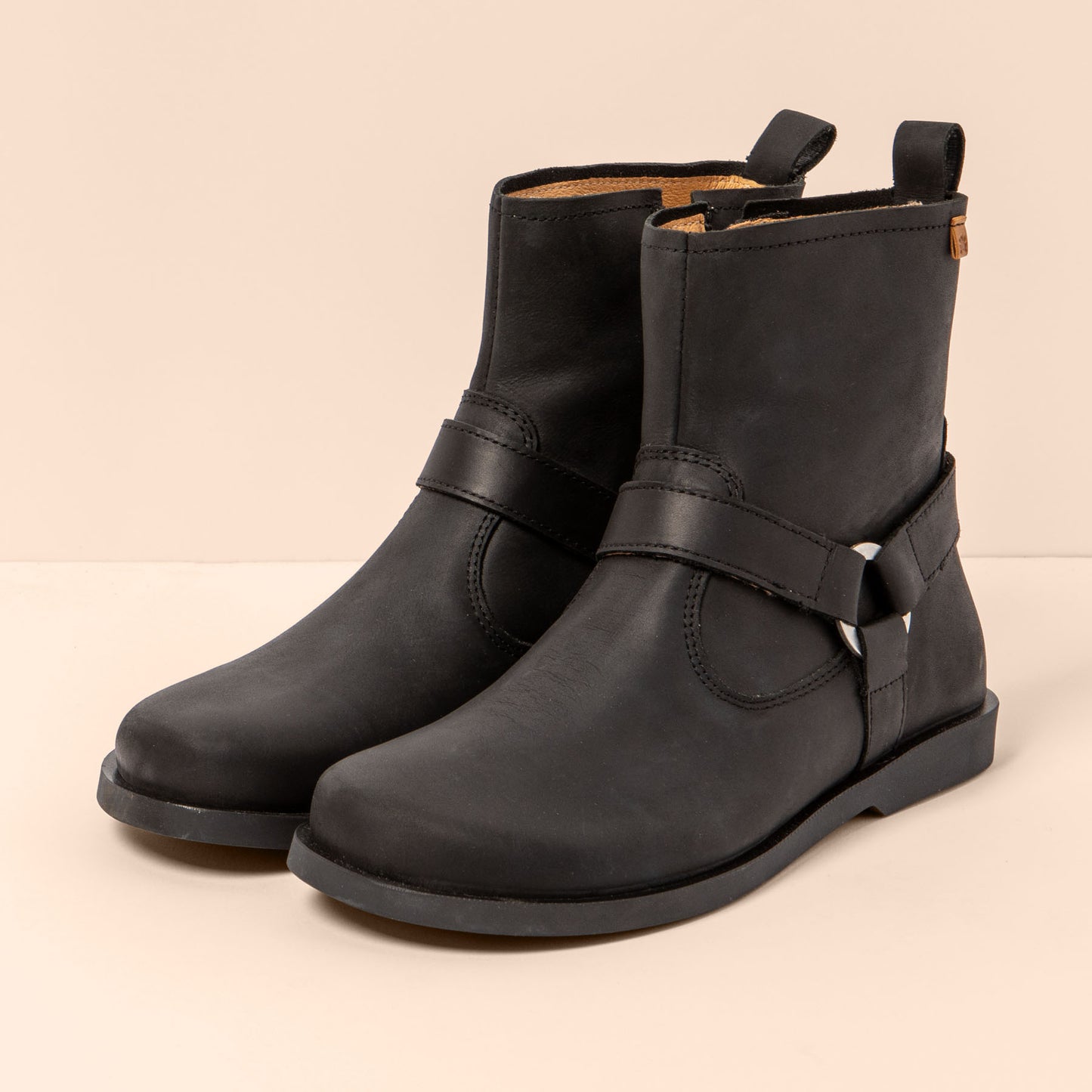 gid://shopify/Product/15700860666188_2
